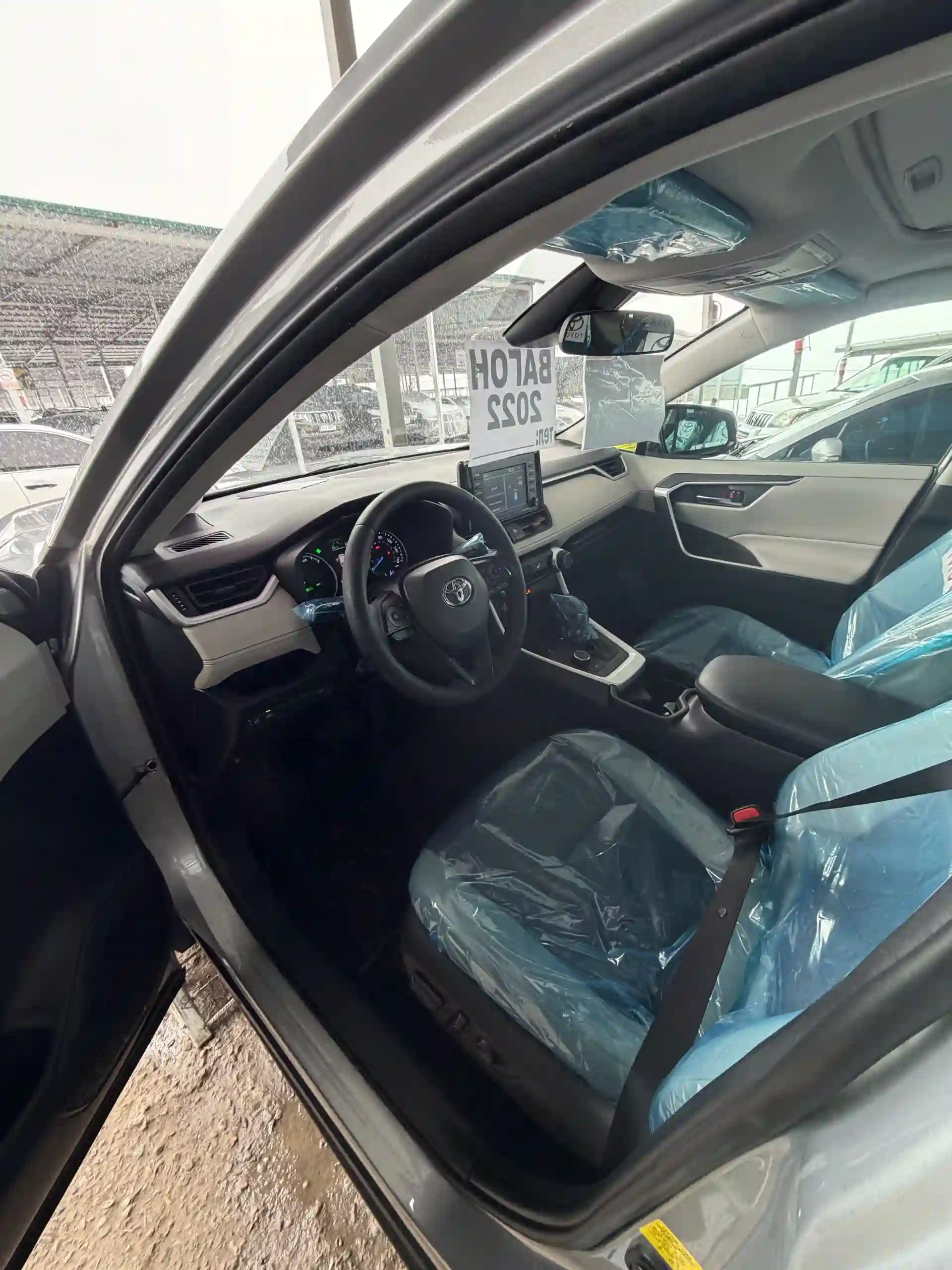 Toyota Rav 4 2022 — миниатюра 5