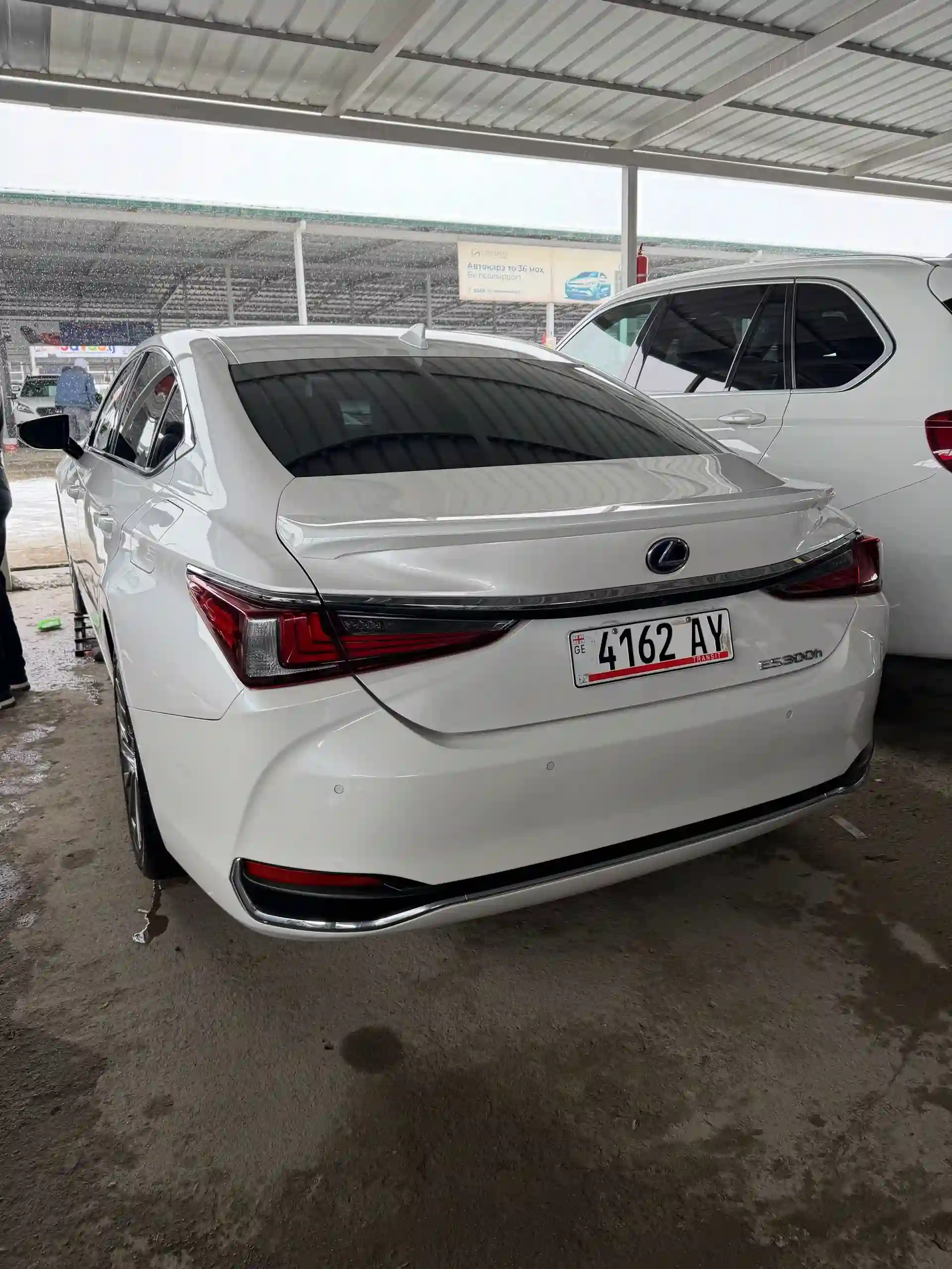Lexus Es series 2020 — миниатюра 2