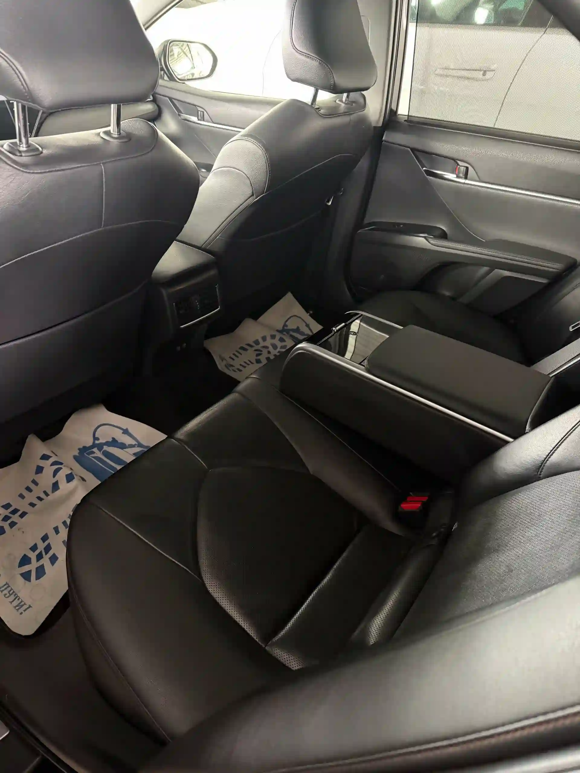 Toyota Camry 2019