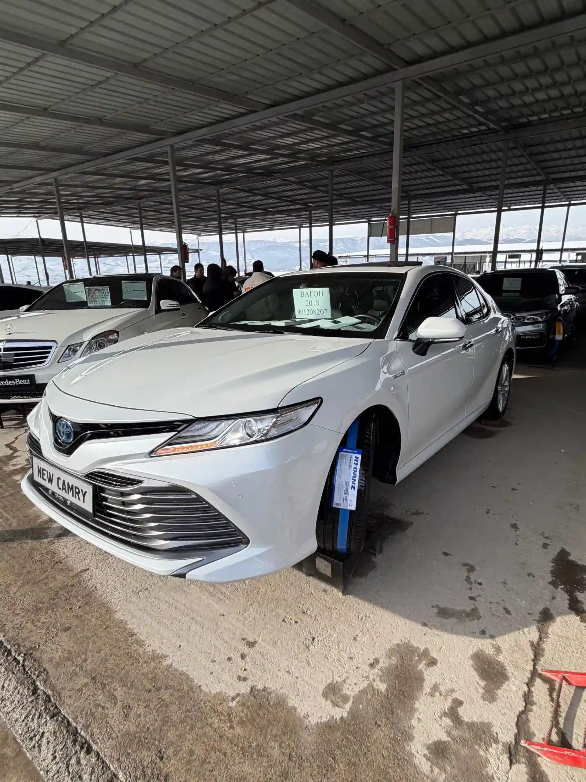 Toyota Camry 2018 — миниатюра 2