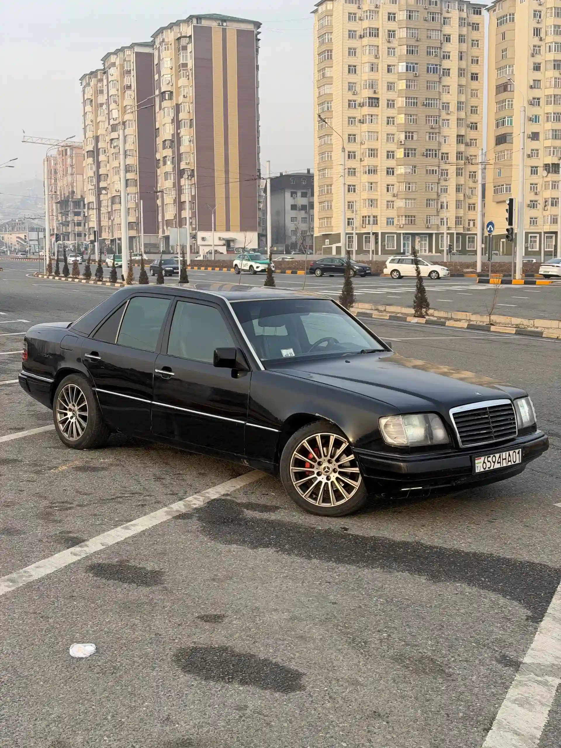 Mercedes-benz E class 1995 — миниатюра 4