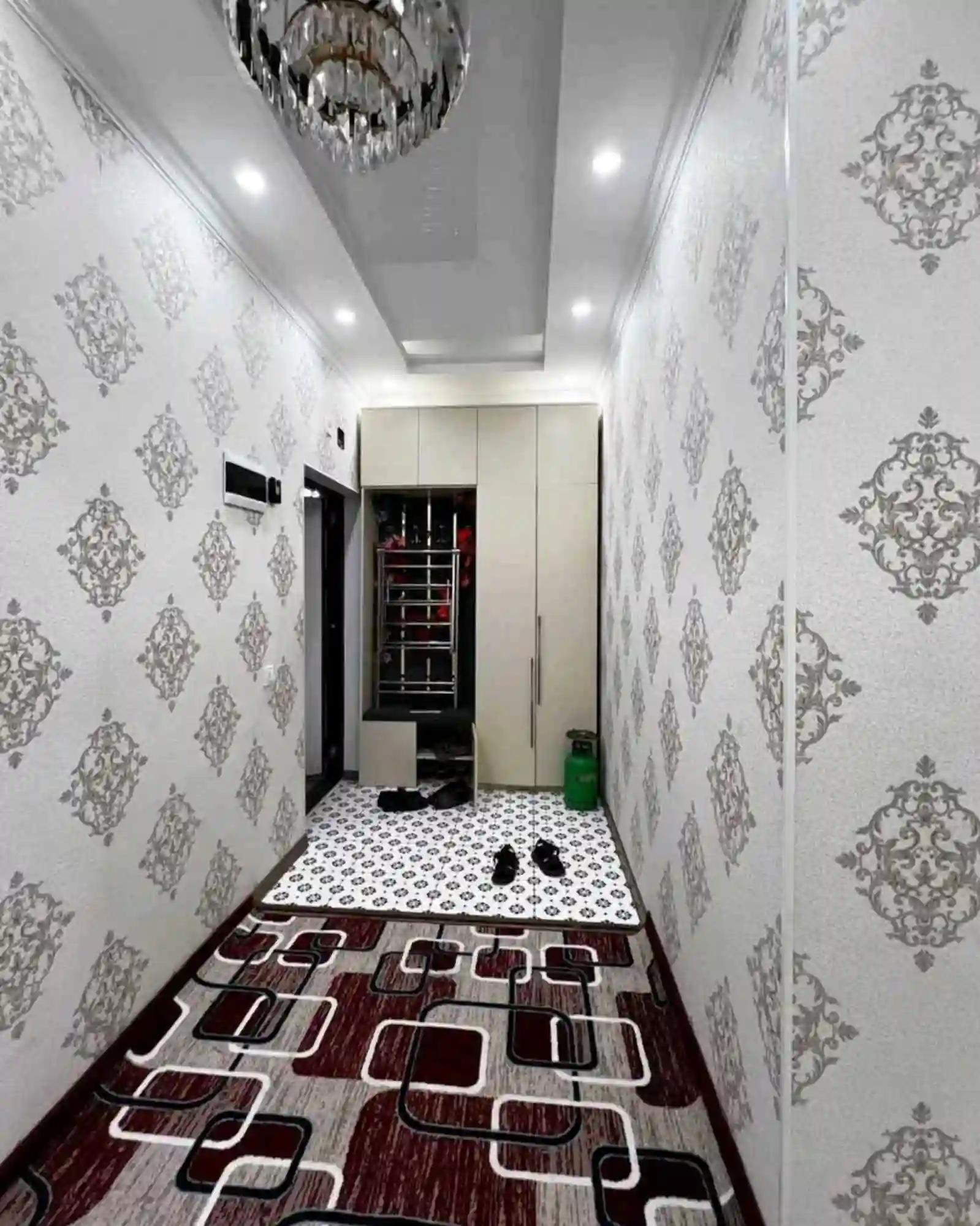 3-к квартира, 9 этаж, 68 м², Сино