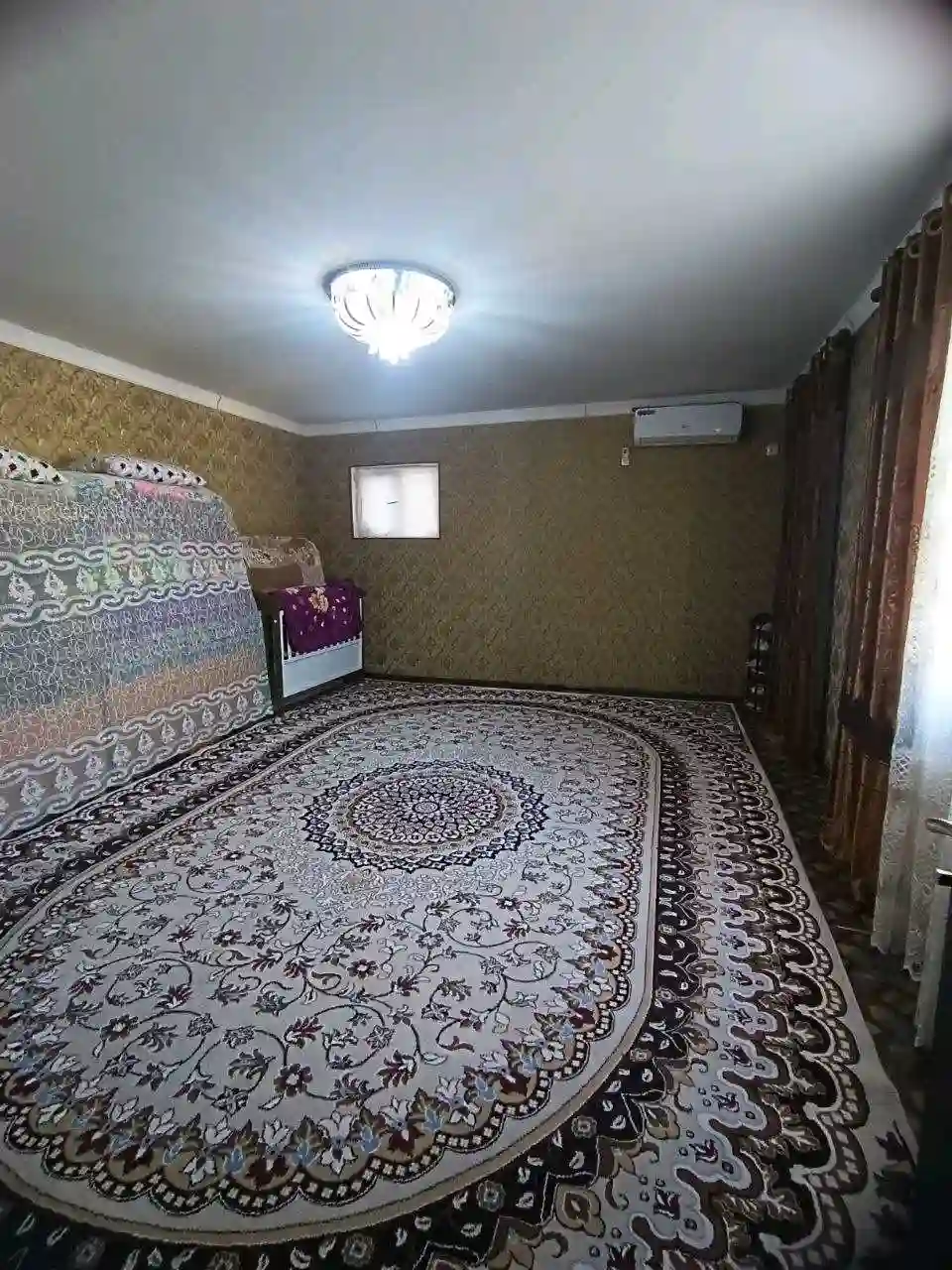 2 этажный, 7-комн. дом, 200 м², 6 соток, Вахдат 3