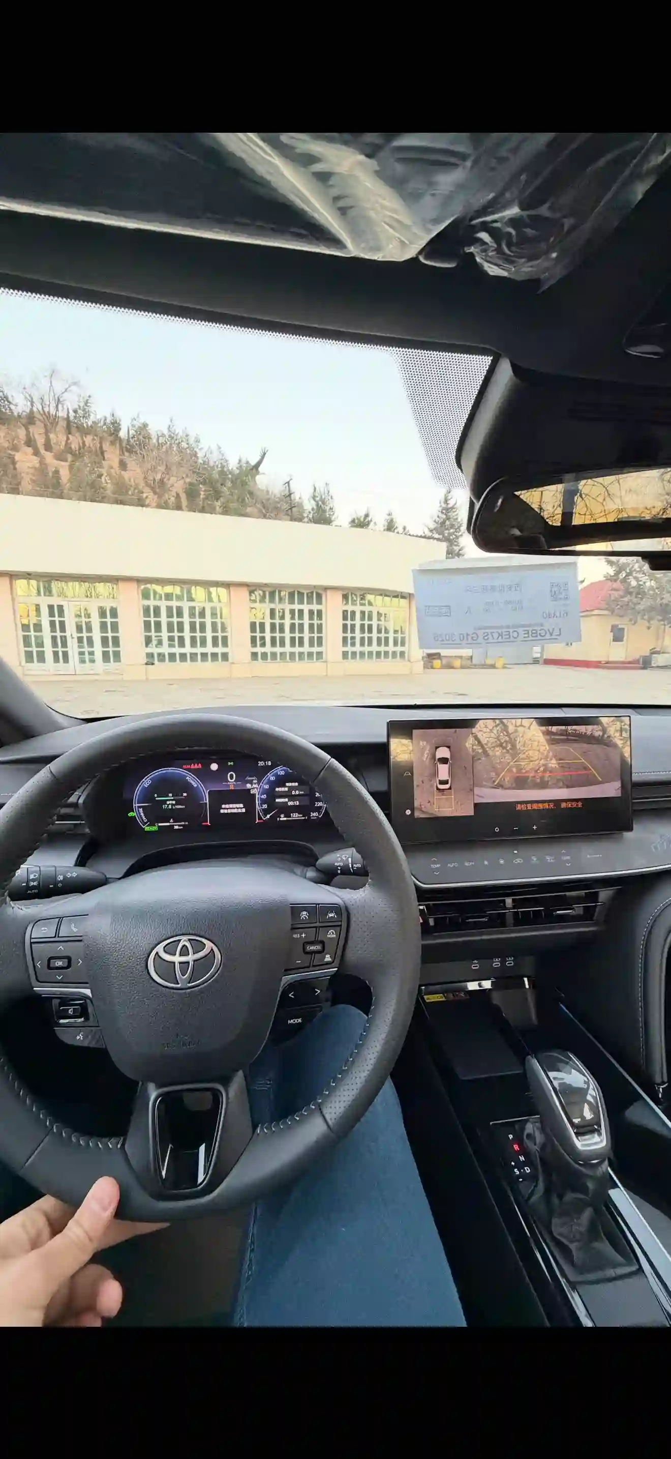 Toyota Camry 2026 — миниатюра 8