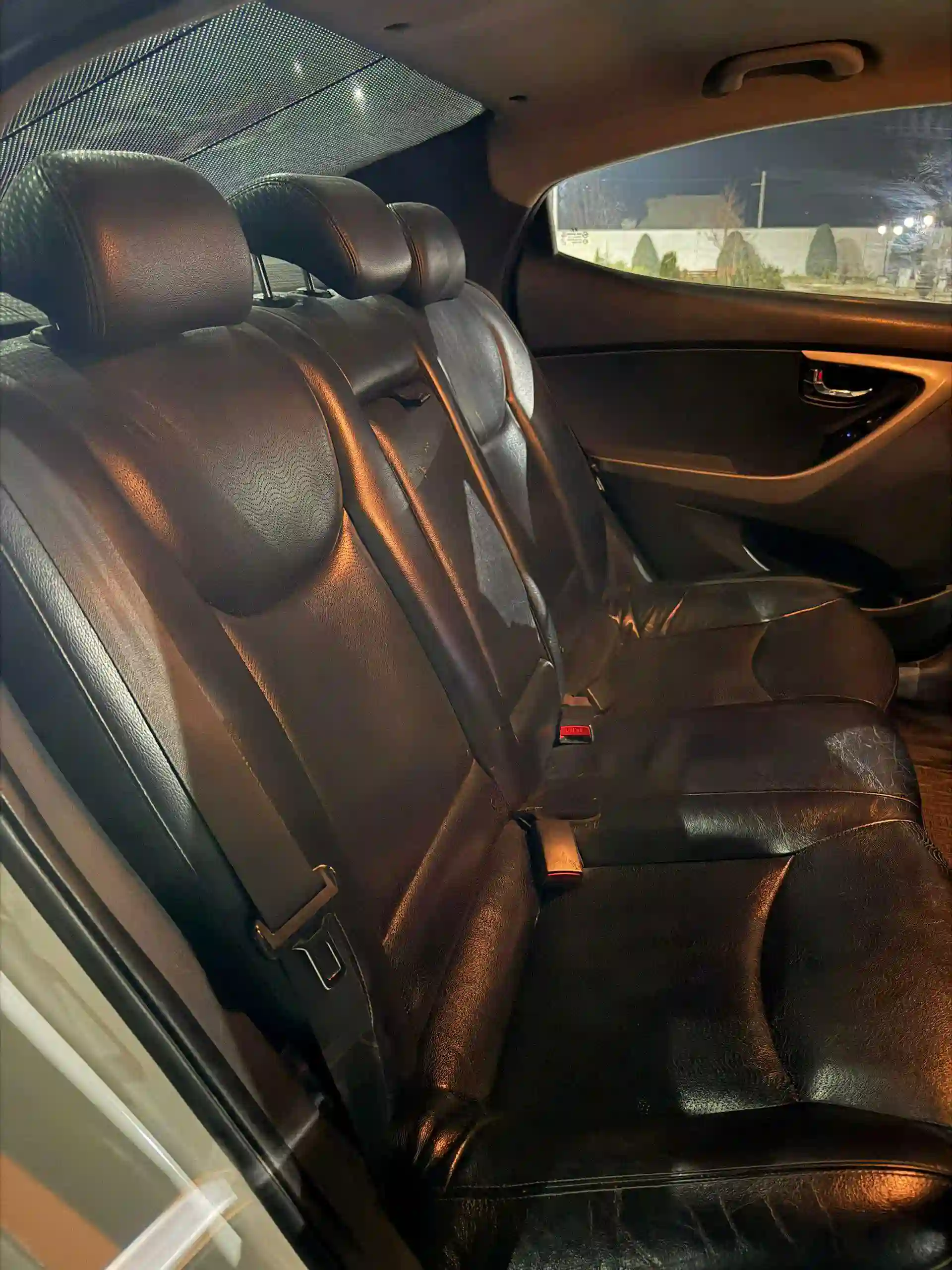 Hyundai Avante 2011