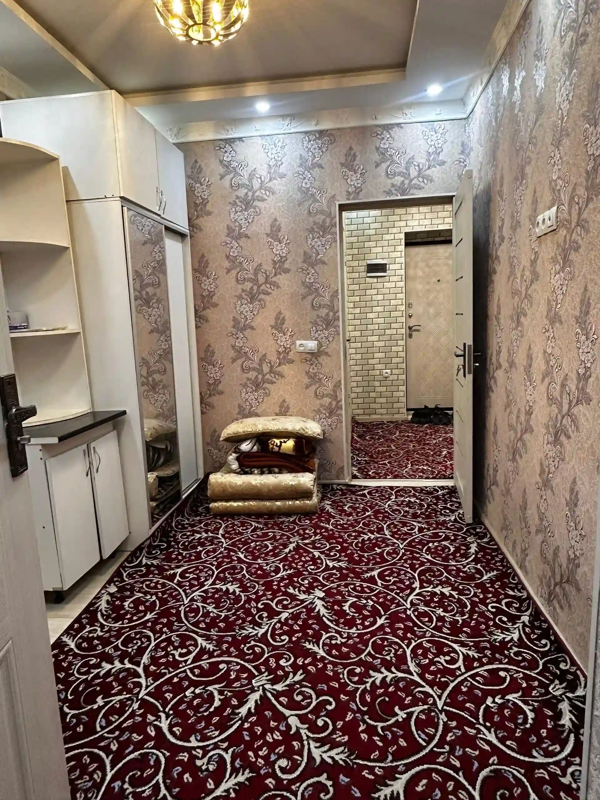 1-к квартира, 9 этаж, 52 м², Фирдавси
