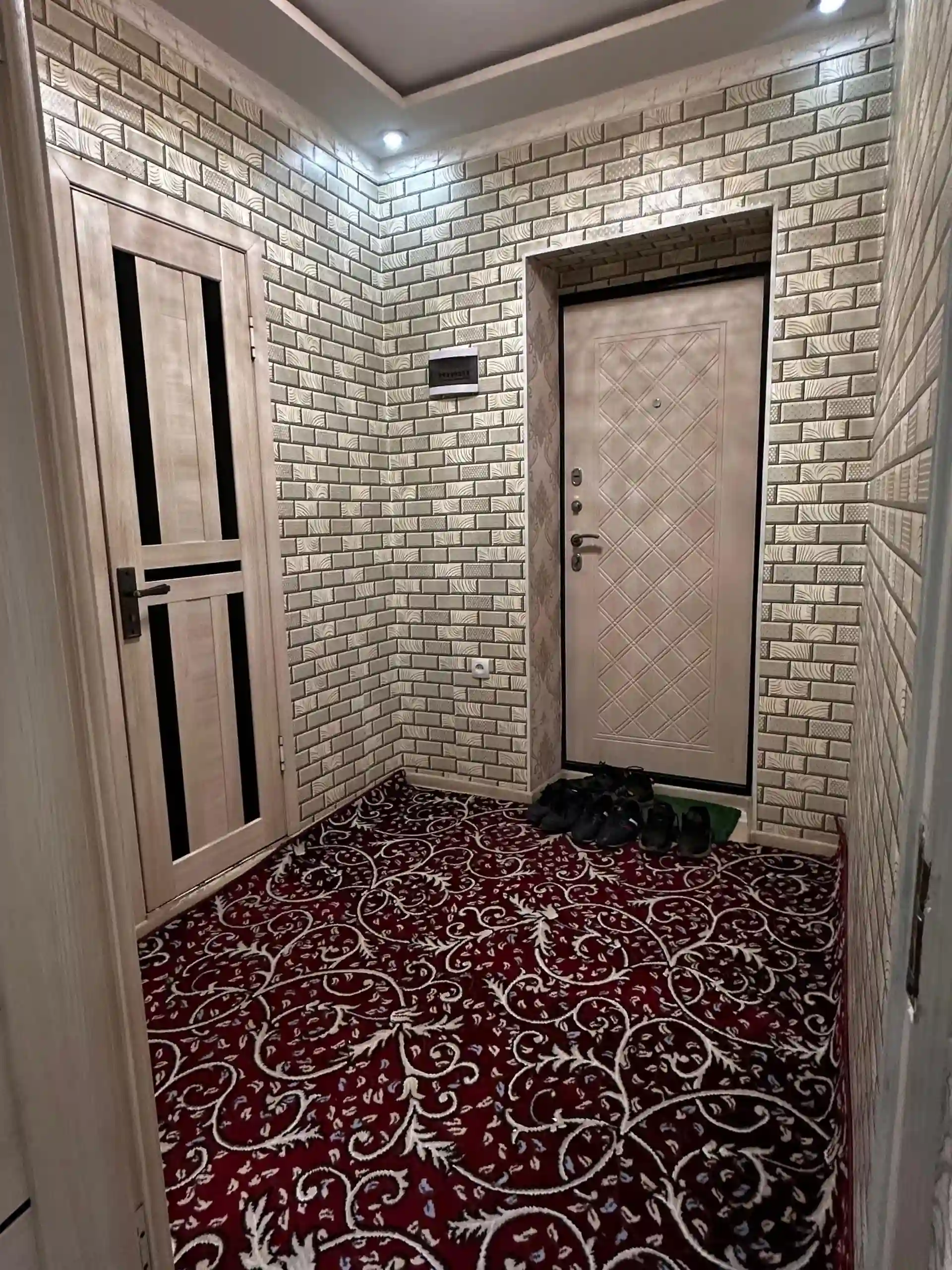 1-к квартира, 9 этаж, 52 м², Фирдавси