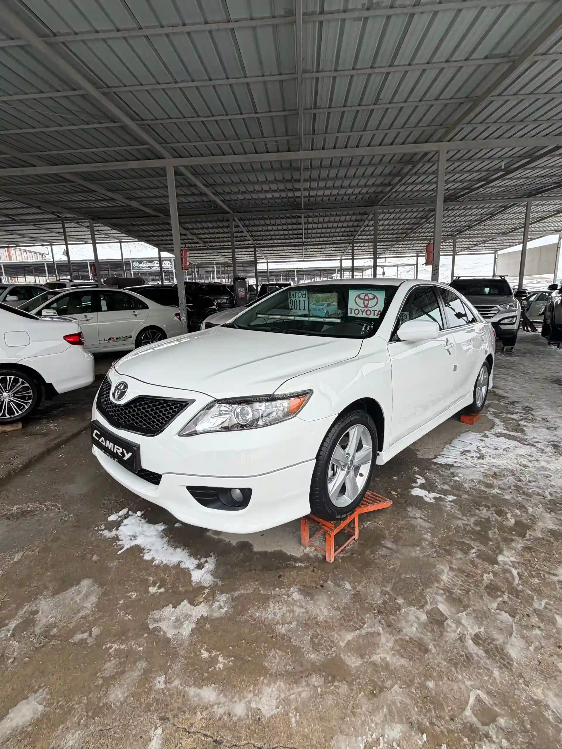 Toyota Camry 2011 — миниатюра 2