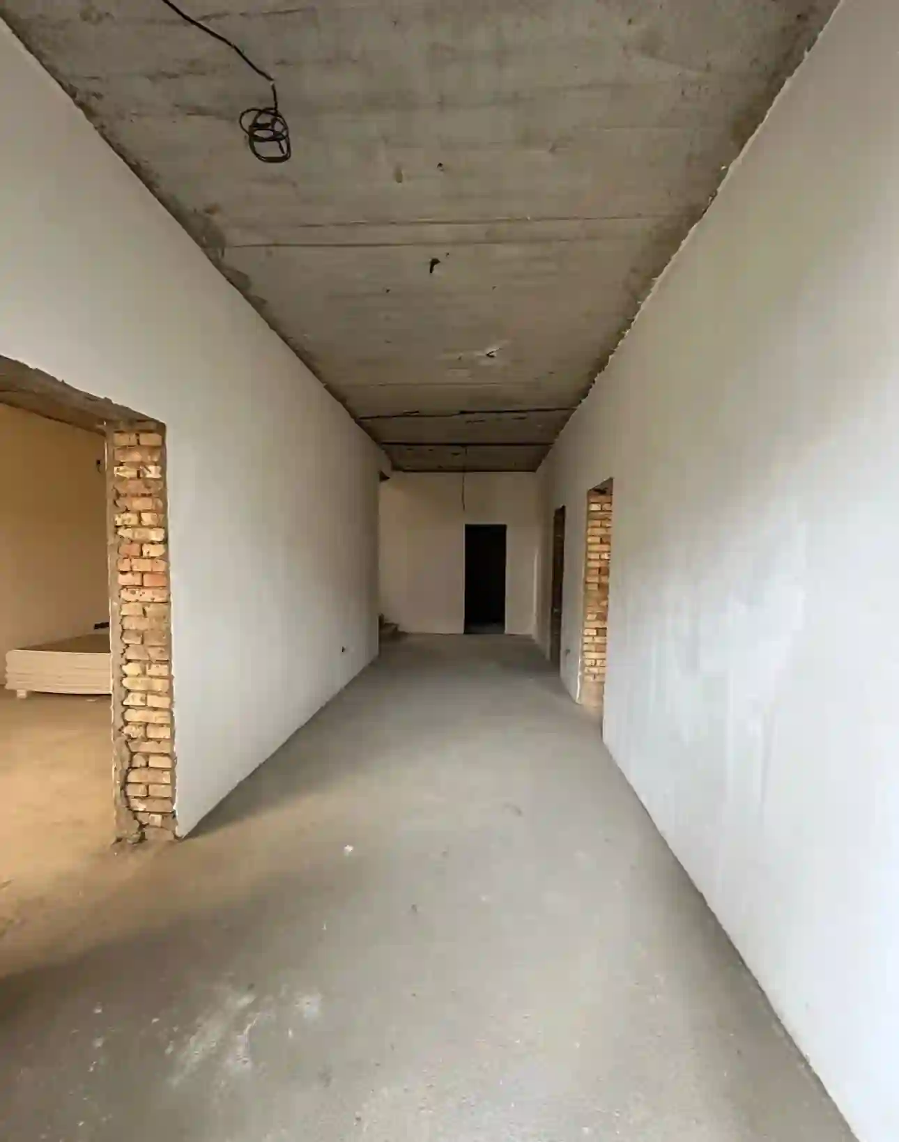 2 этажный, 5-комн. дом, 300 м², 3 соток, ховарон