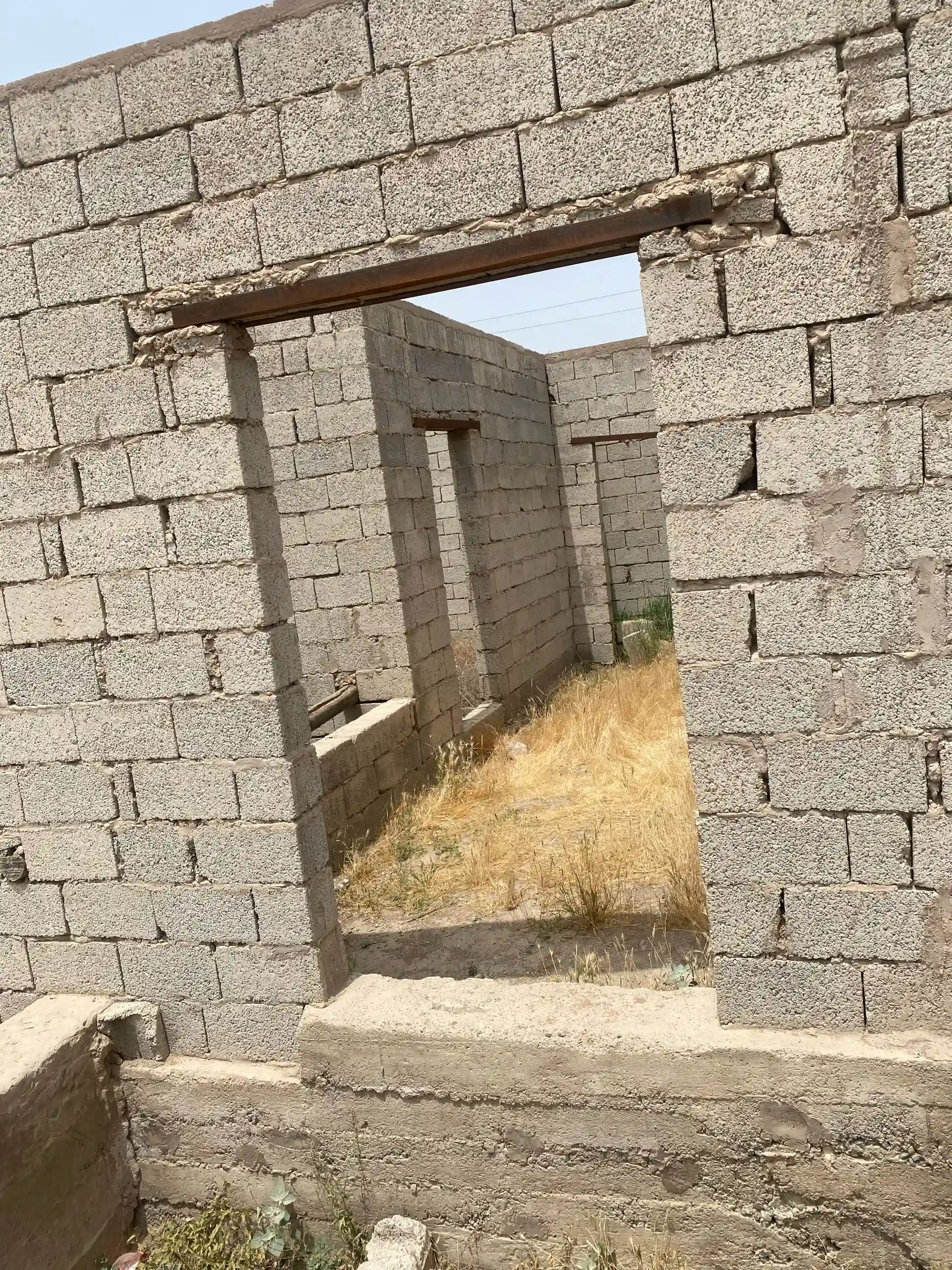 1 этажный, 4-комн. дом, 902 м², 8002 соток, дангара