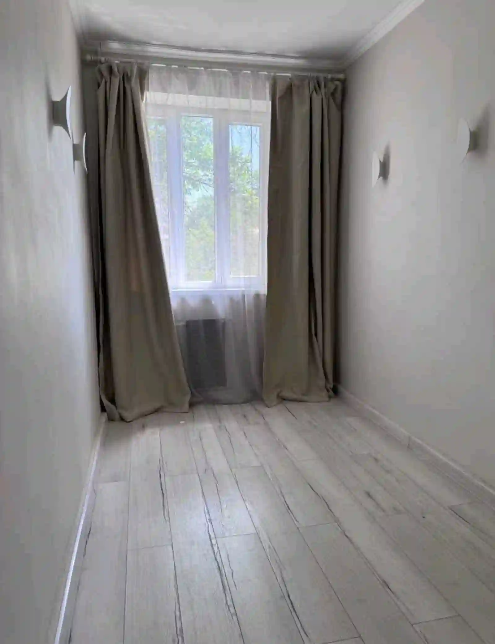 2-к квартира, 3 этаж, 49 м², Фирдавси