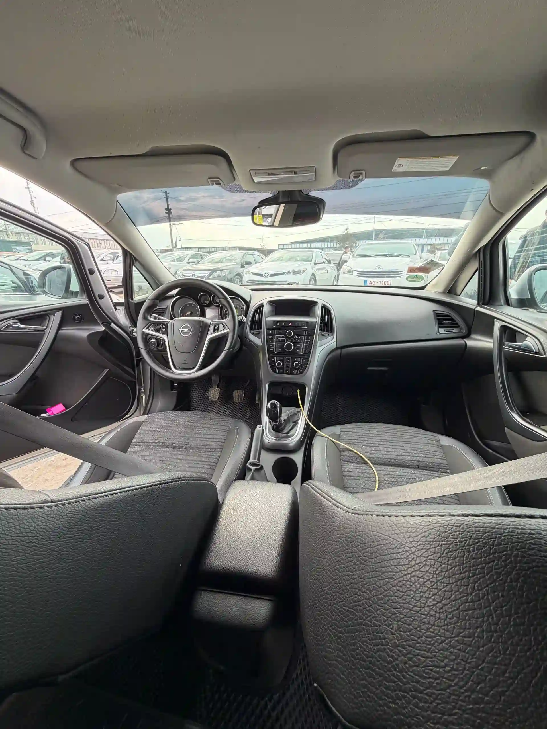 Opel Zafira 2016 — миниатюра 4