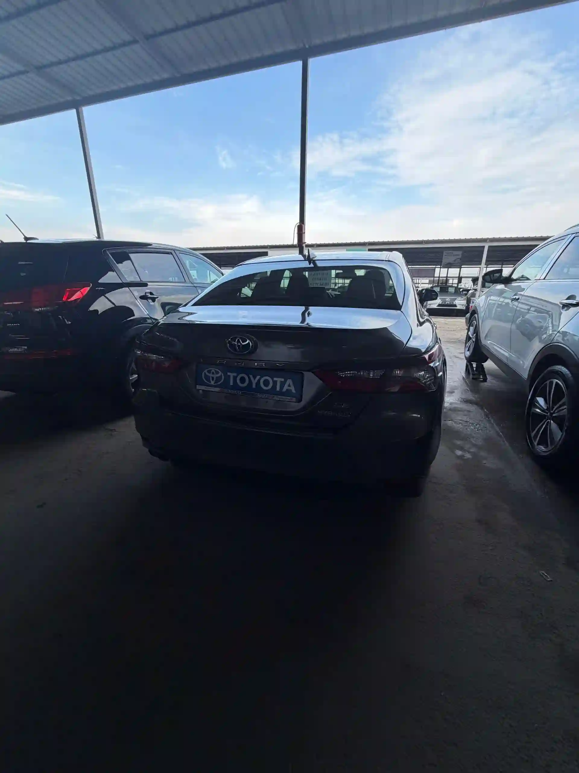 Toyota Camry 2021