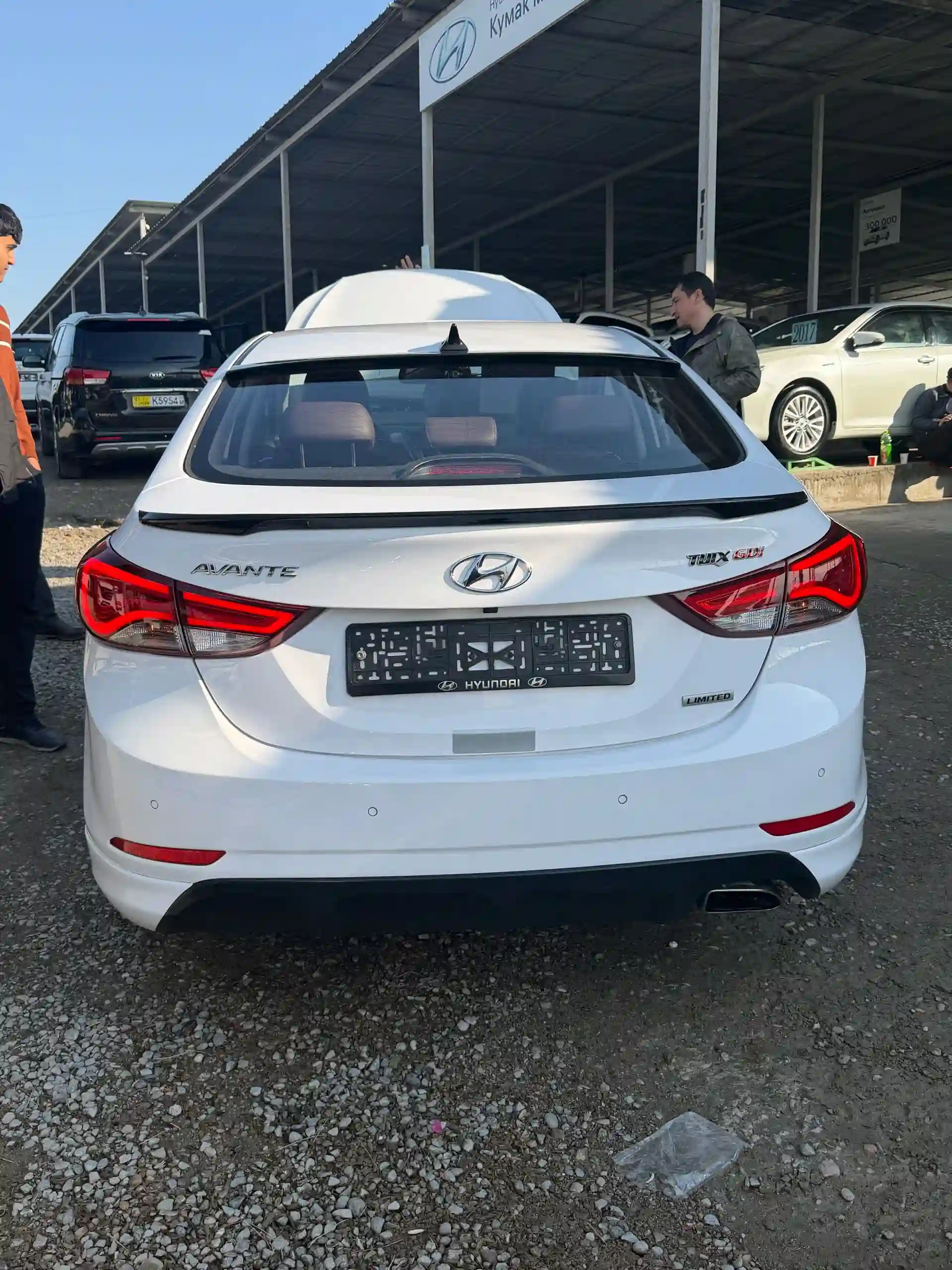 Hyundai Avante 2014