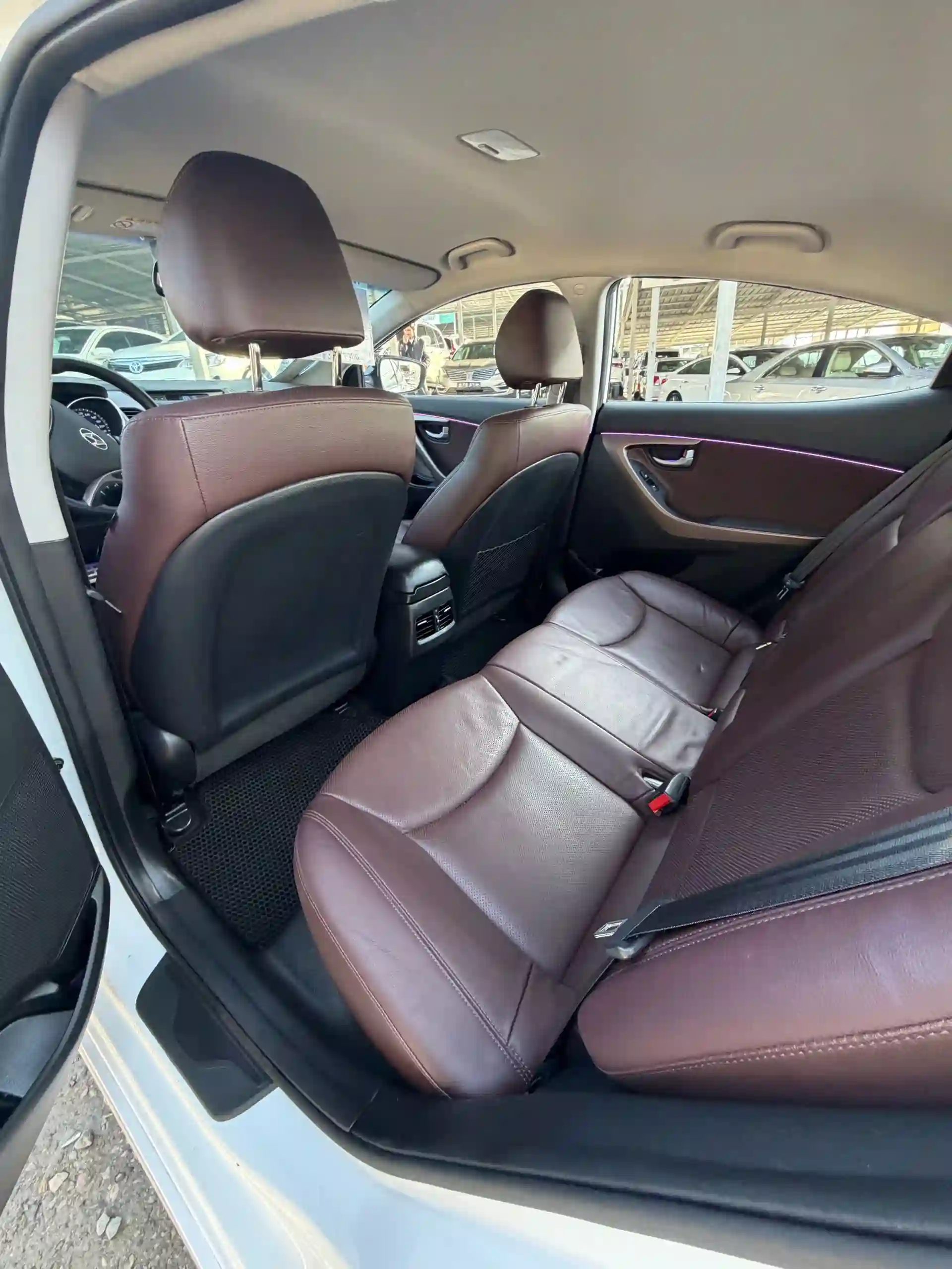 Hyundai Avante 2014