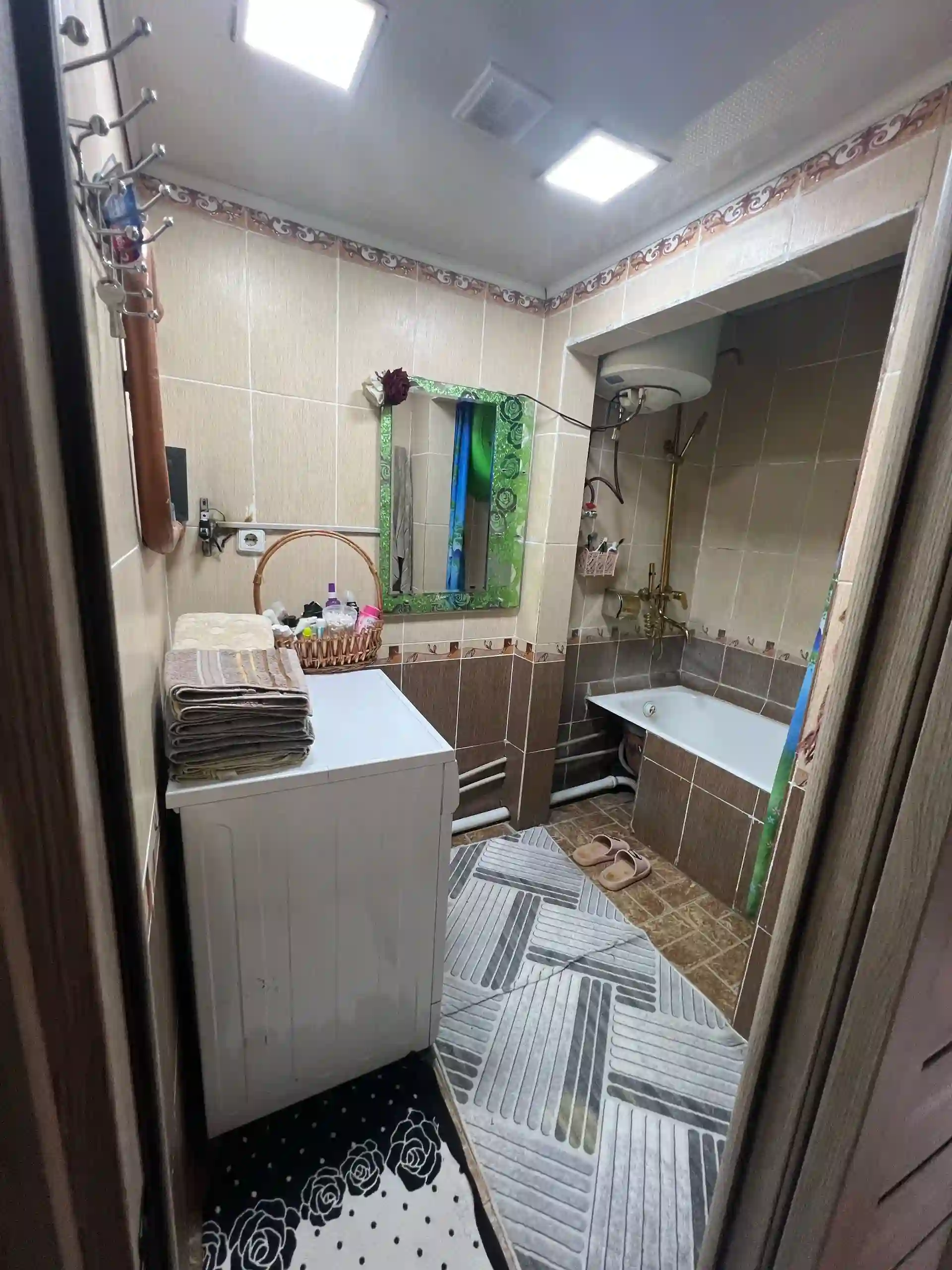 4-к квартира, 2 этаж, 99 м², н фирдавси 63 мкр