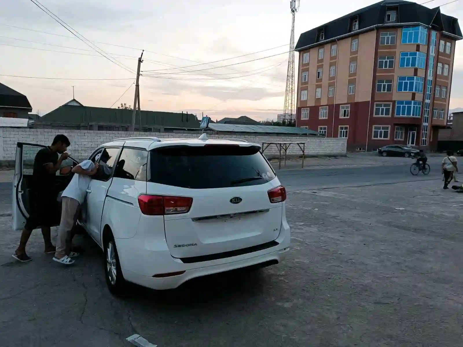 Kia Sedona 2016