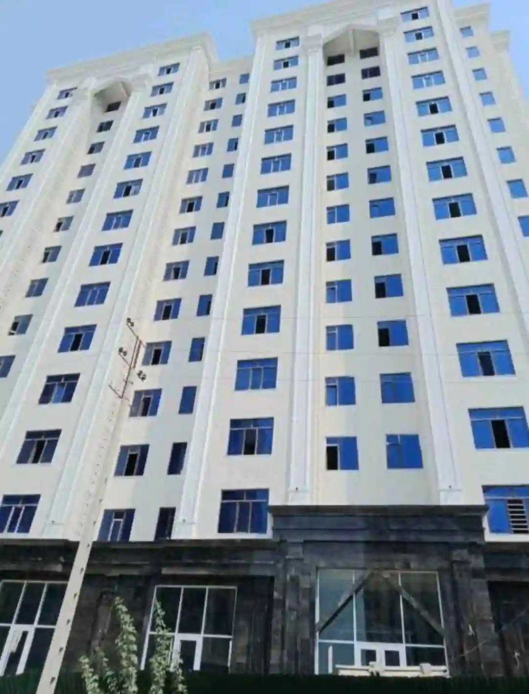 3-к квартира, 14 этаж, 86 м², Фирдавси