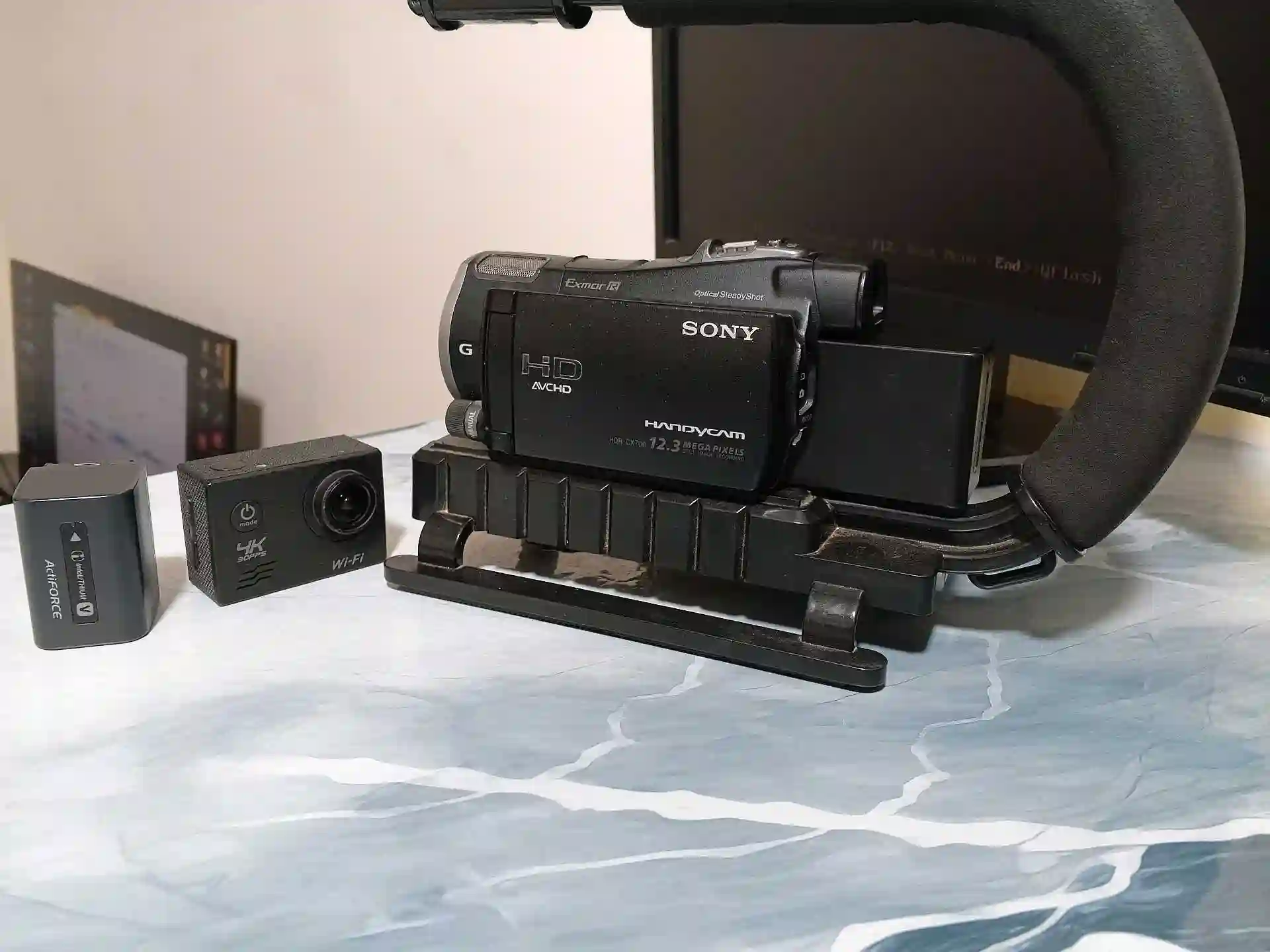 Sony 740