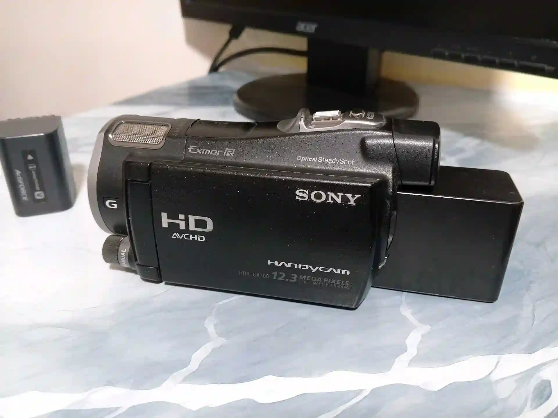 Sony 740