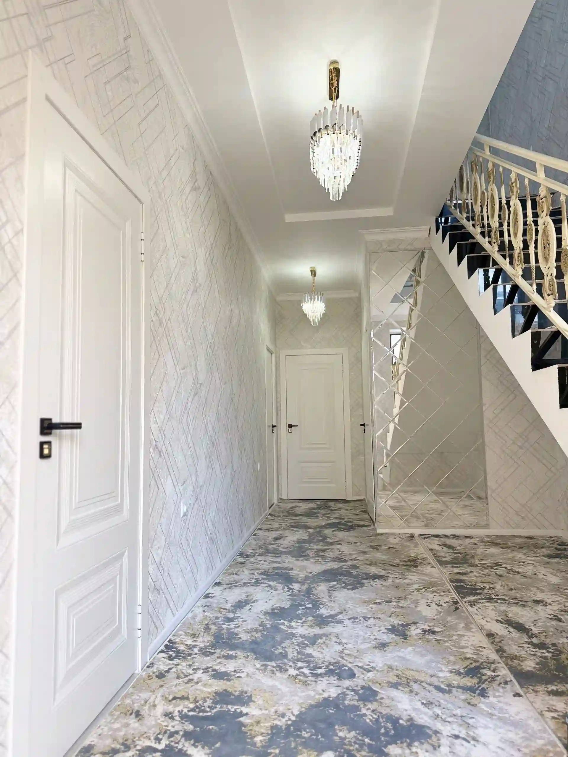 2 этажный, 6-комн. дом, 180 м², 2 соток, Зарафшон