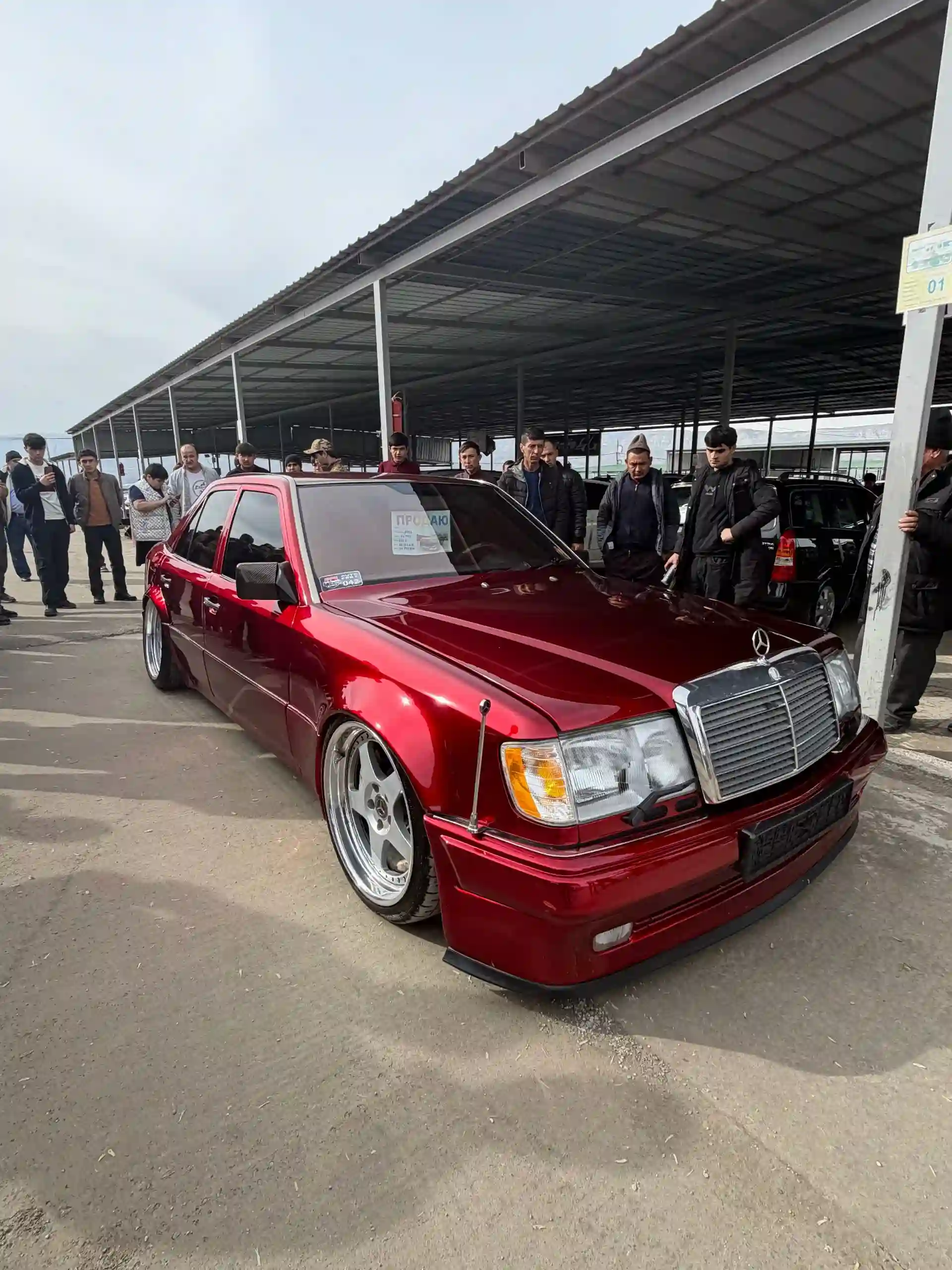 Mercedes-benz E class 1992 — миниатюра 2