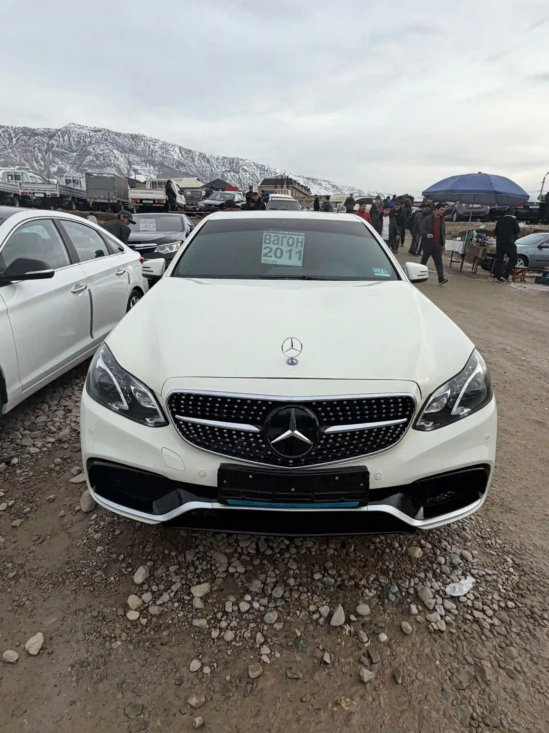 Mercedes-benz E class 2011