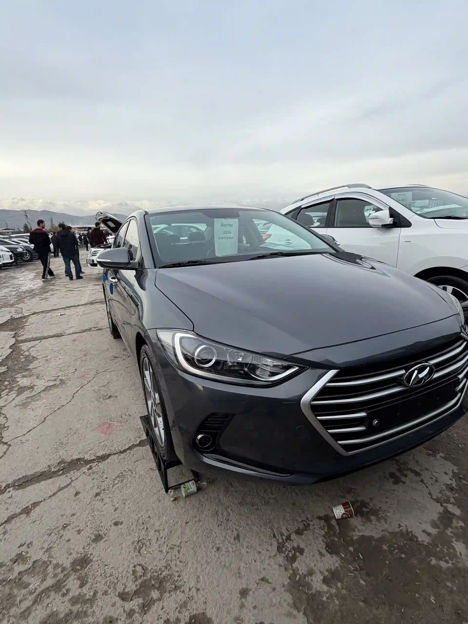 Hyundai Avante 2016