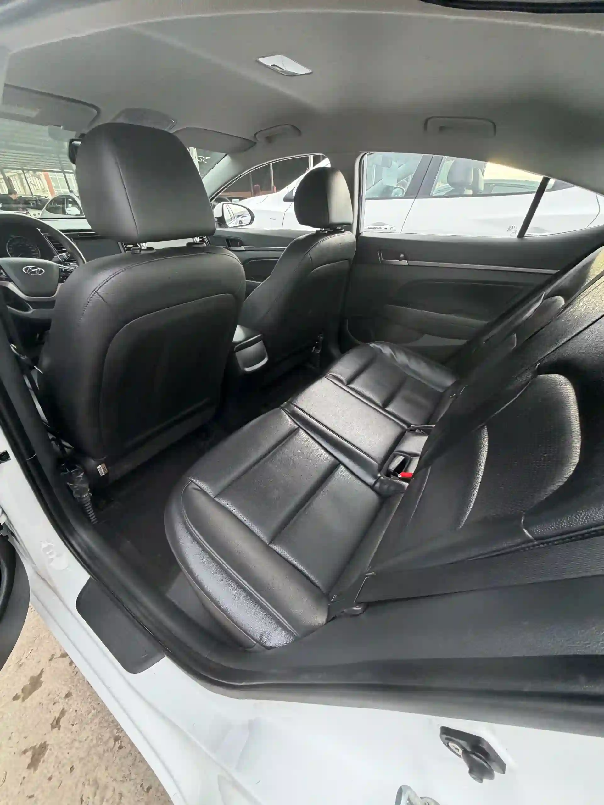 Hyundai Avante 2016