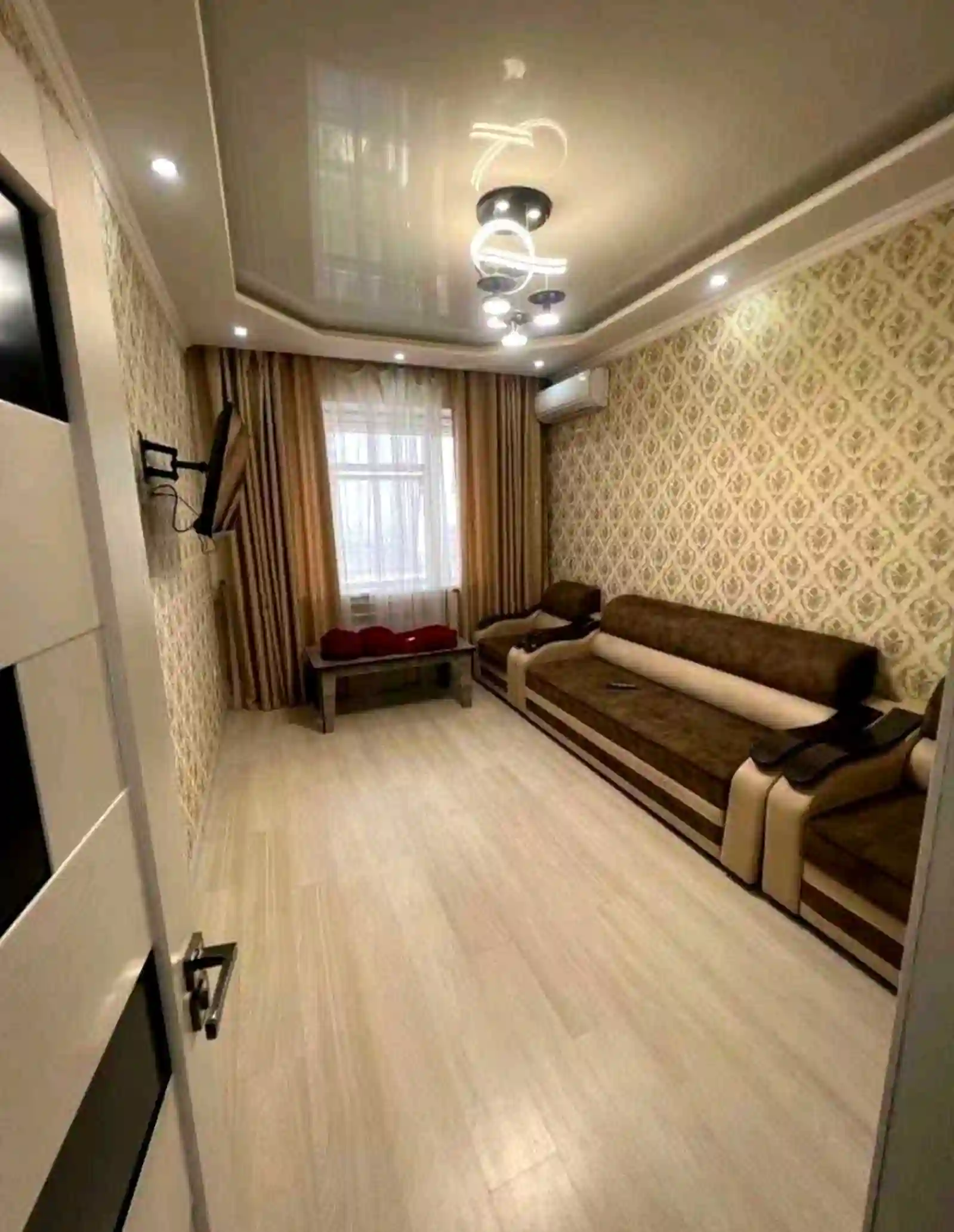 2-к квартира, 14 этаж, 53 м², Шохмансур