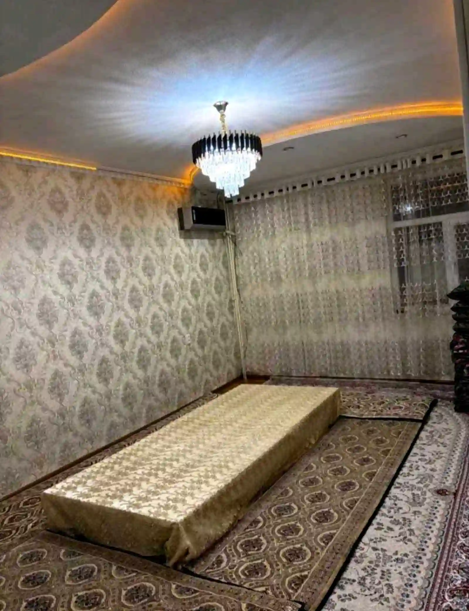 3-к квартира, 2 этаж, 76 м², Фирдавси