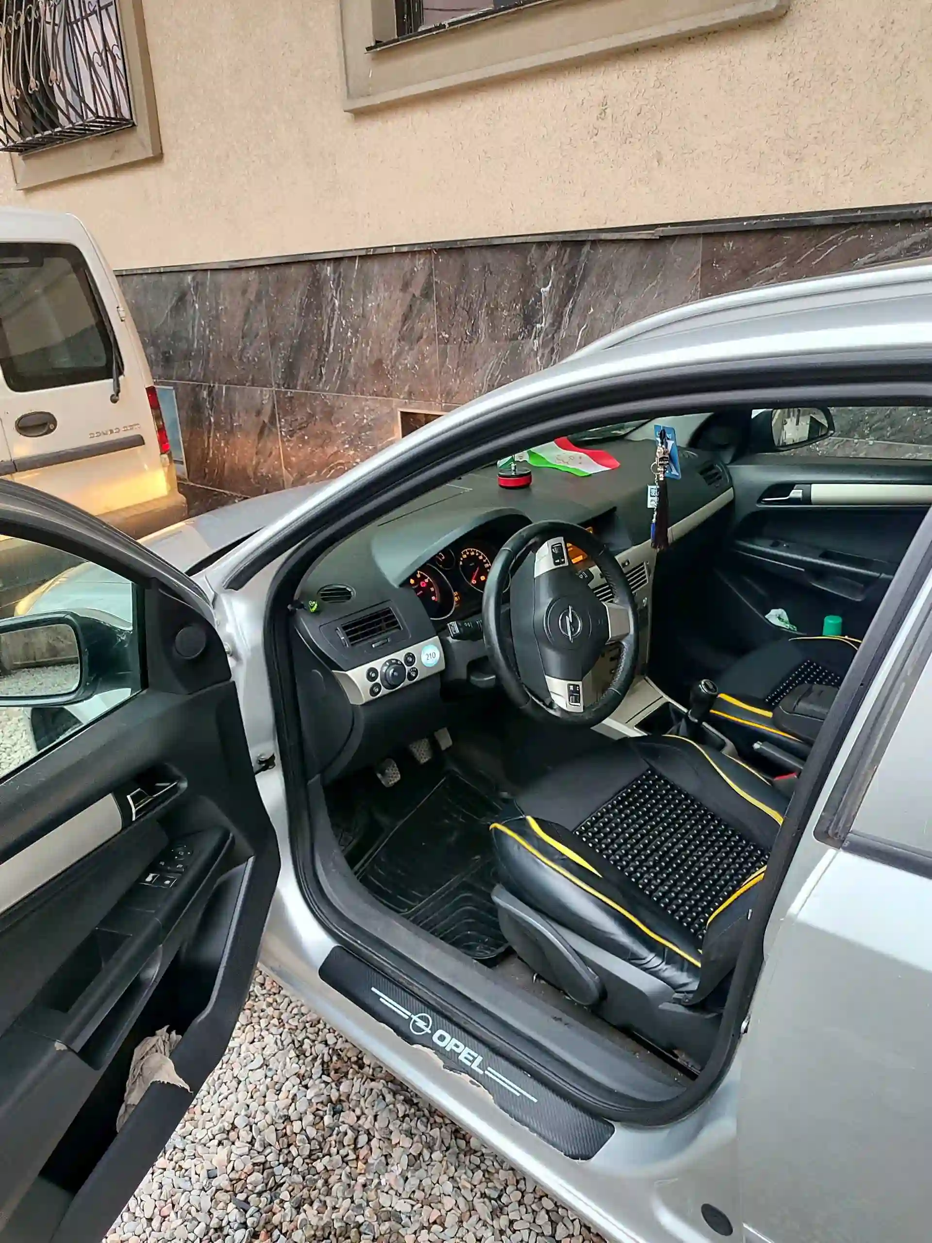 Opel Astra f 2007