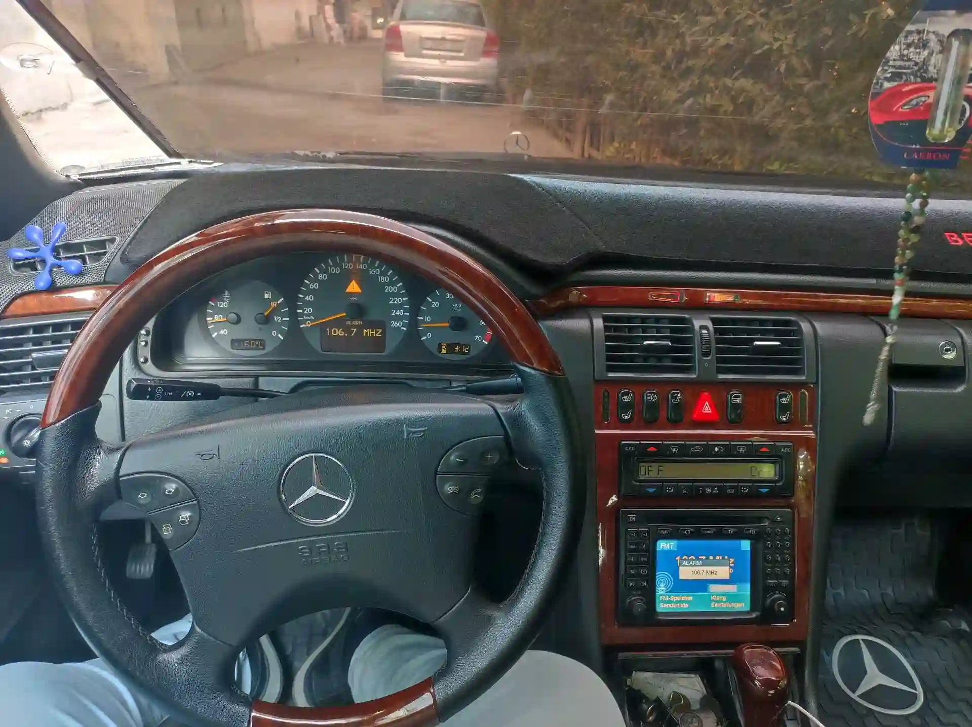 Mercedes-benz E class 2000 — миниатюра 6