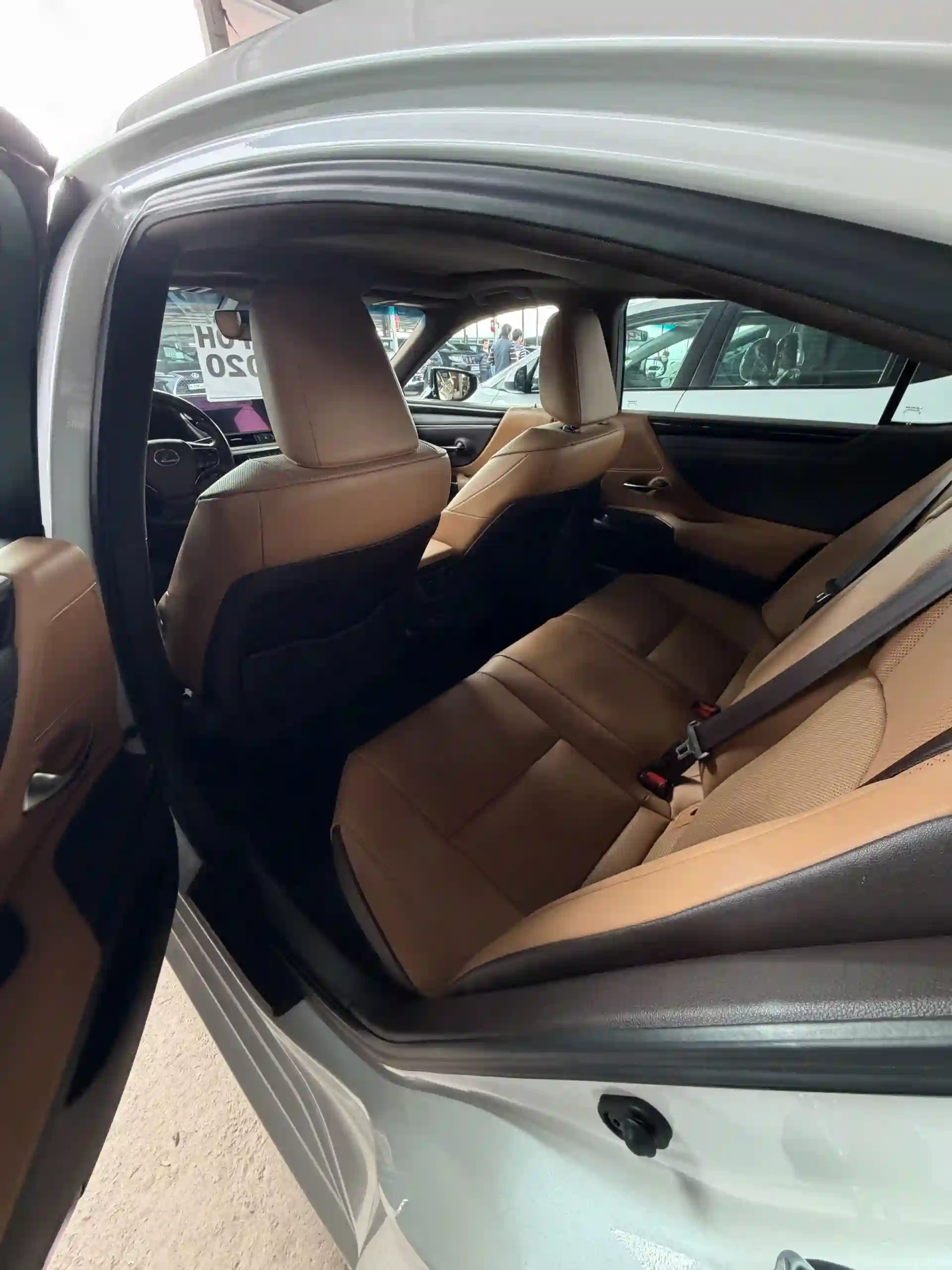 Lexus Es series 2020
