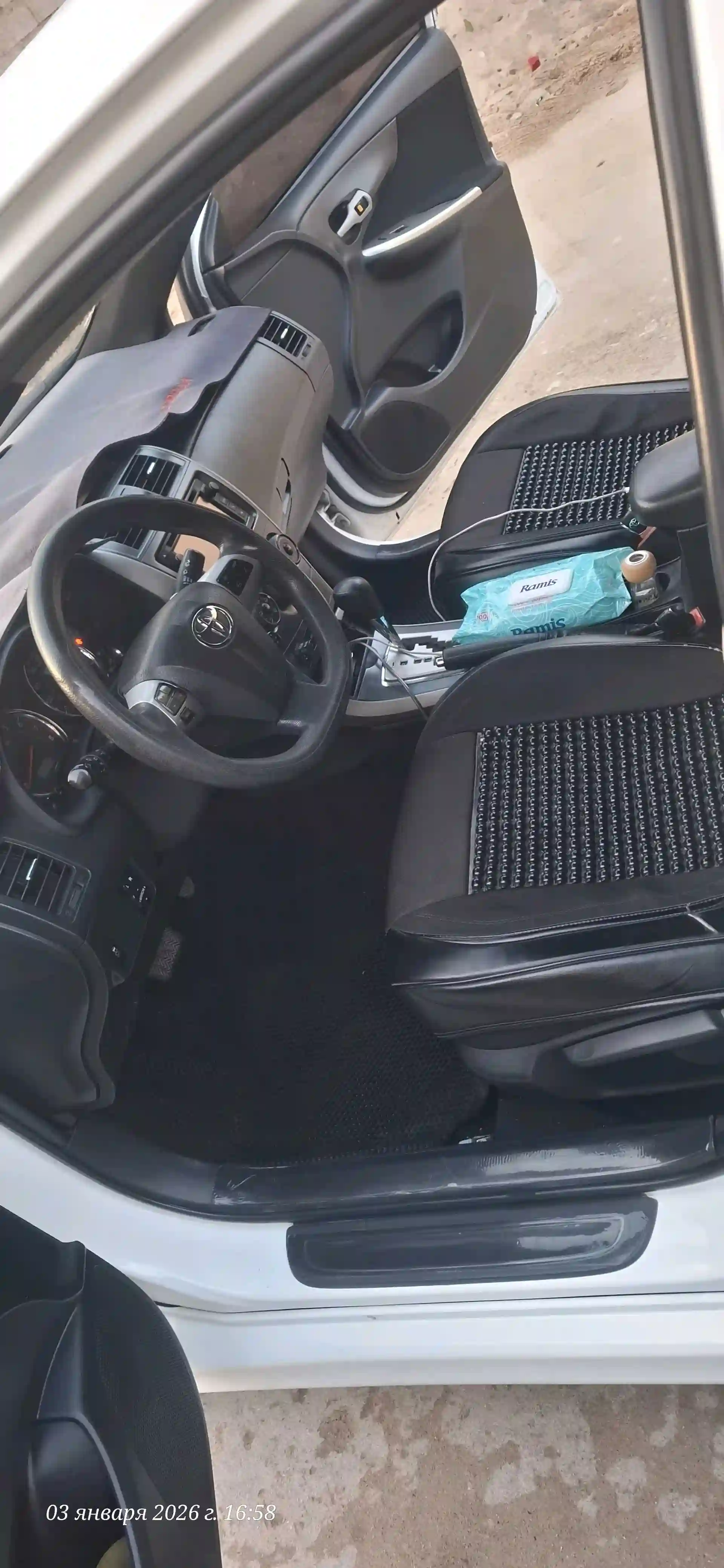 Toyota Corolla 2013 — миниатюра 8