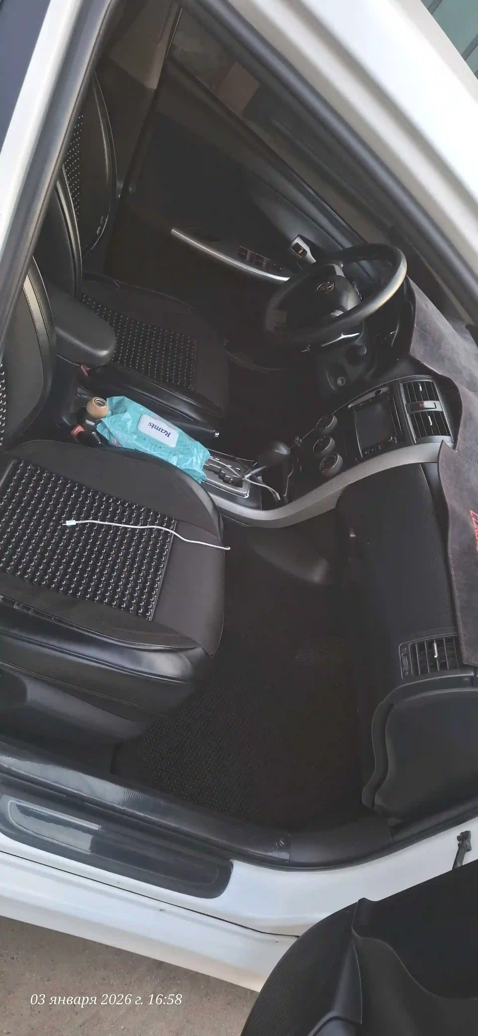 Toyota Corolla 2013 — миниатюра 9