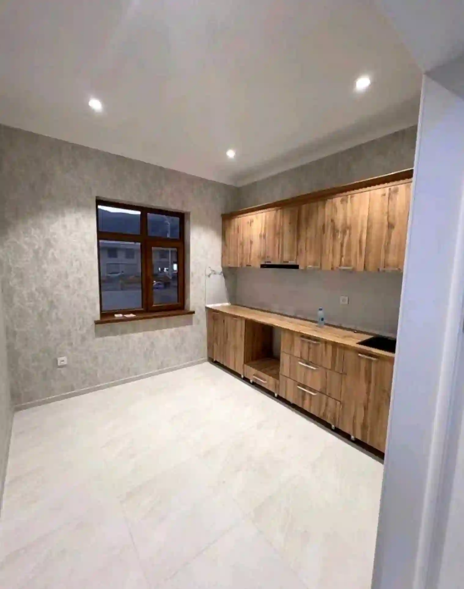 1-к квартира, 2 этаж, 60 м², Исмоил Сомони