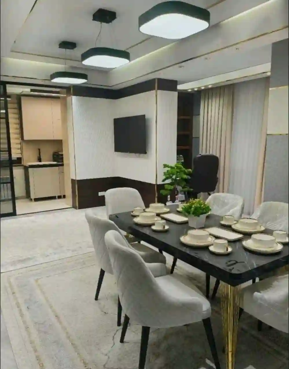 2-к квартира, 19 этаж, 75 м², Шохмансур