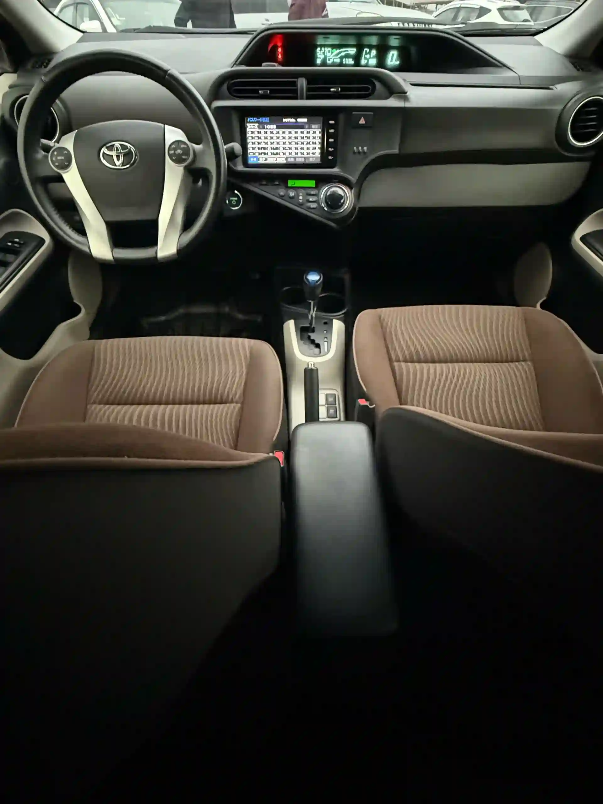 Toyota Aygo 2014 — миниатюра 10