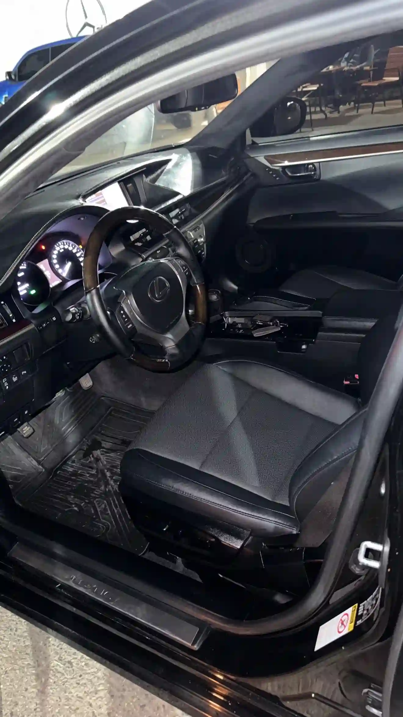 Lexus Es series 2015 — миниатюра 3