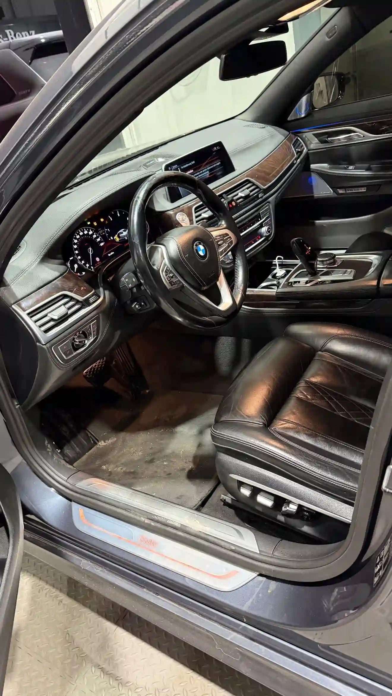 BMW 7 series 2017 — миниатюра 3