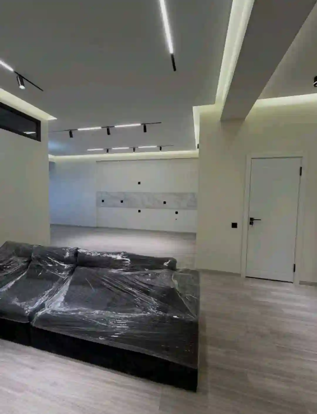 2-к квартира, 3 этаж, 66 м², Шохмансур