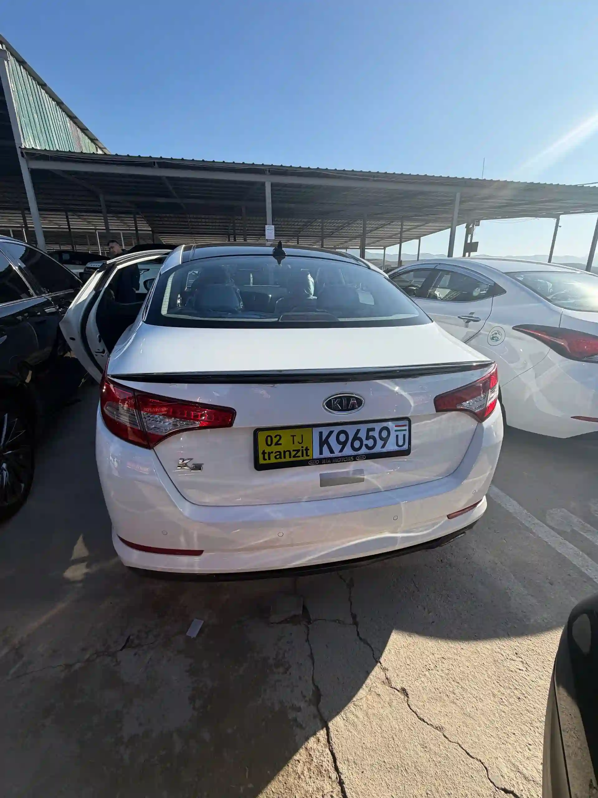 Kia K5 2011