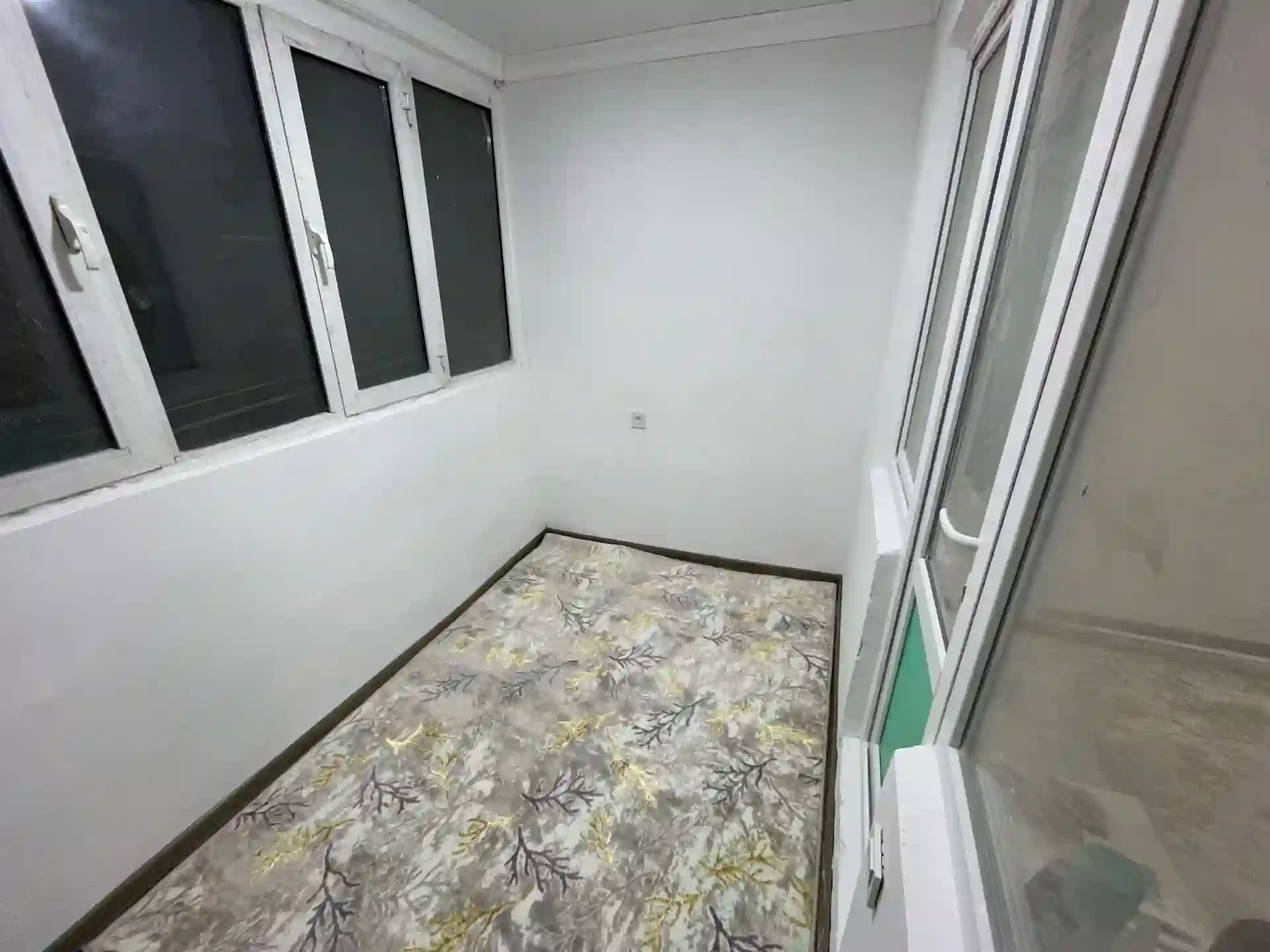 3-к квартира, 2 этаж, 52 м², 32