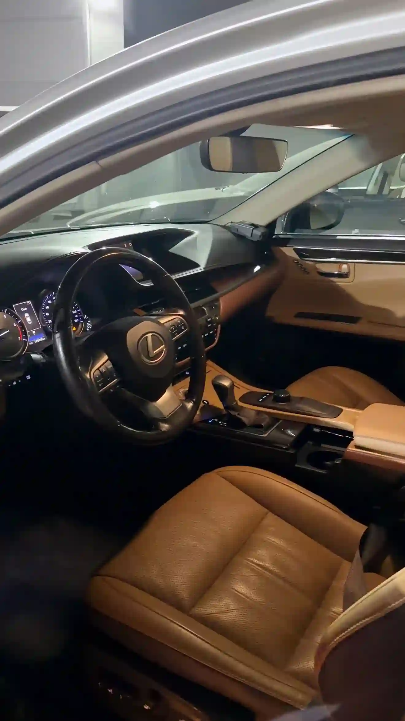 Lexus Es series 2016 — миниатюра 3