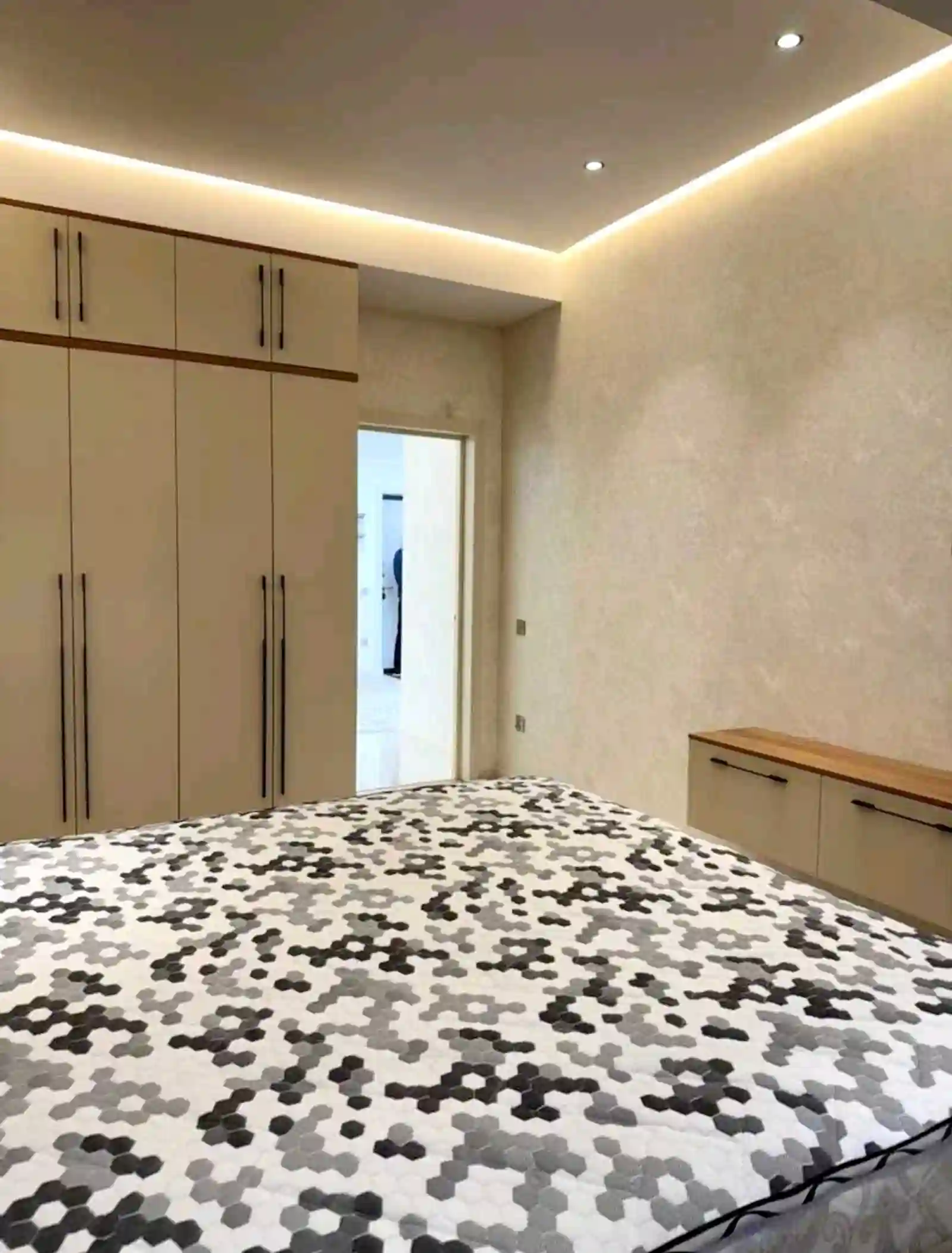 2-к квартира, 11 этаж, 62 м², Исмоил Сомони