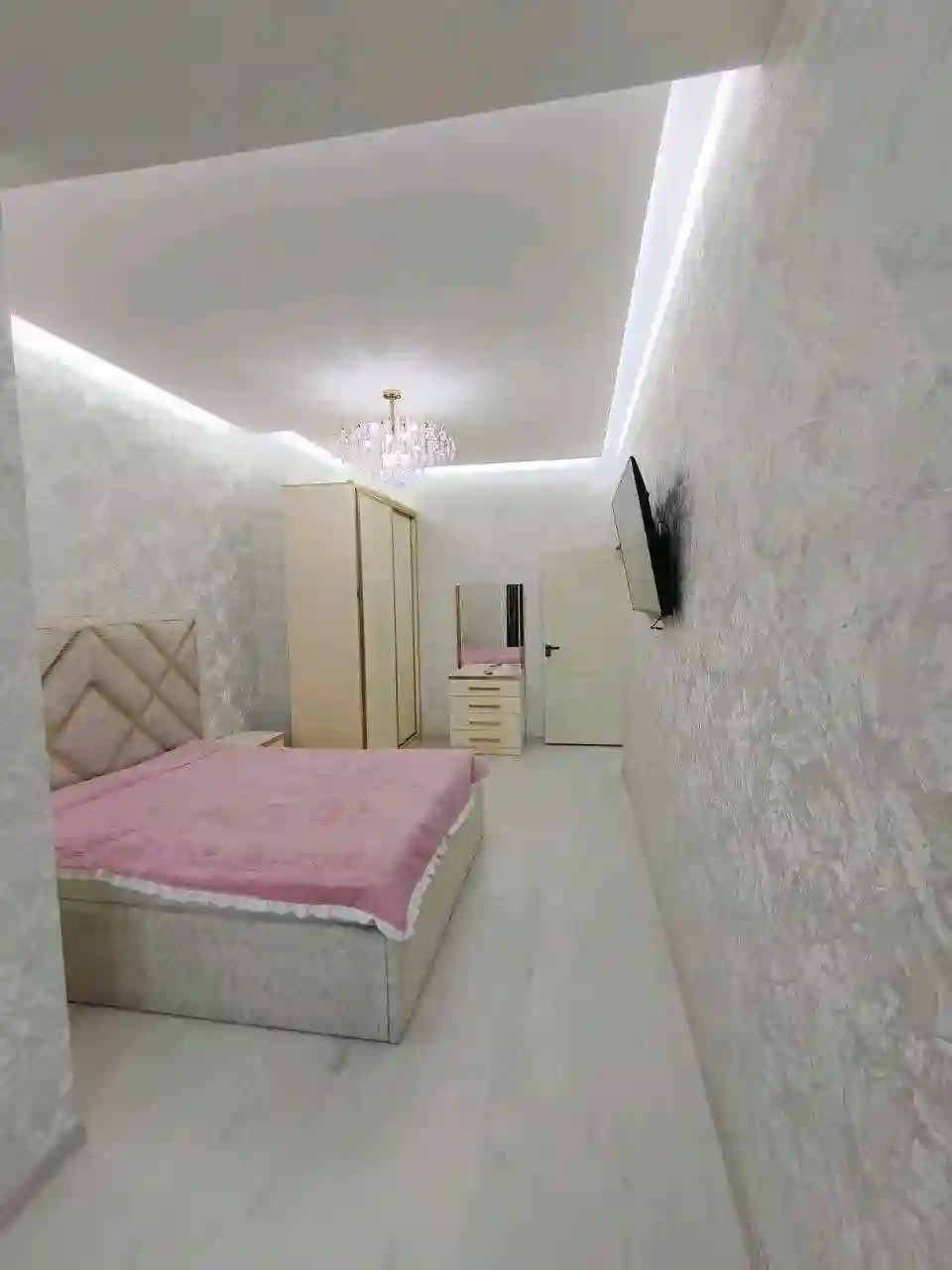 2-к квартира, 3 этаж, 60 м², Ашан. И. Сомони