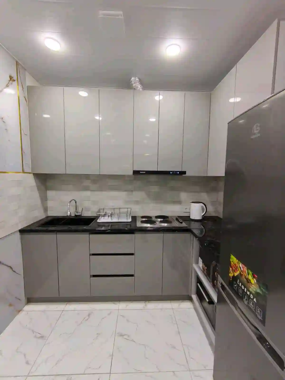2-к квартира, 3 этаж, 60 м², Ашан. И. Сомони