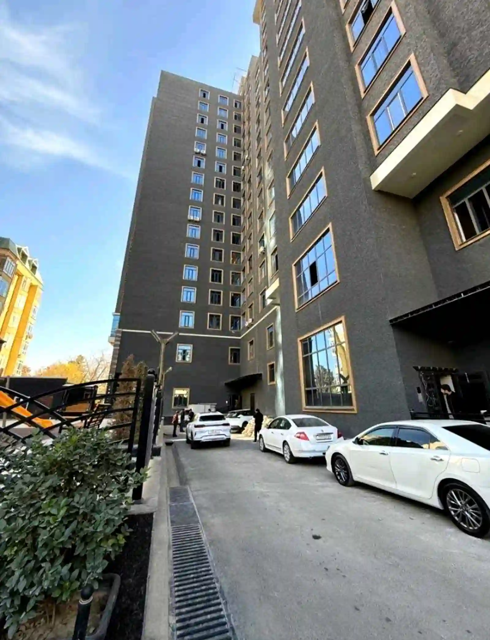 2-к квартира, 16 этаж, 93 м², Исмоил Сомони
