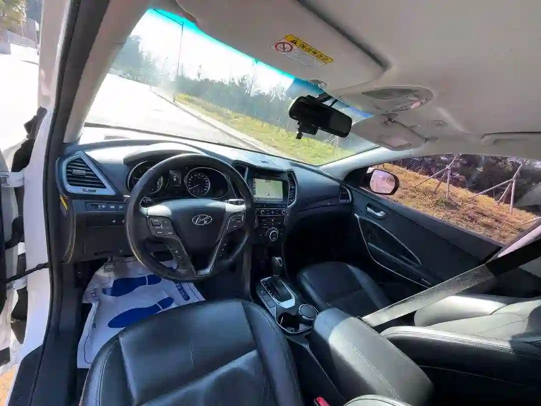 Hyundai Santa fe 2015